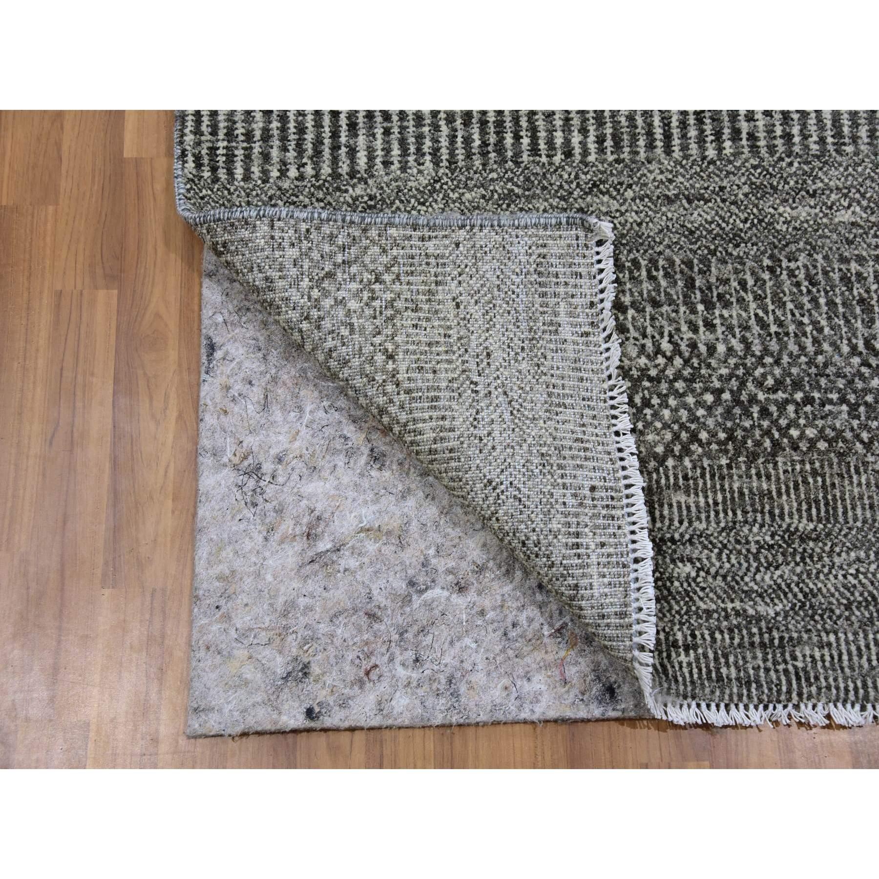 3'x5' Graphitgrau Gras Design Reine ungefärbte Wolle Handgeknüpft Orientteppich (Moderne) im Angebot