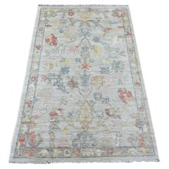 3'x5' Grauer Afghanischer Angora Oushak mit Blatt Design Handgeknüpfter Teppich aus reiner Wolle