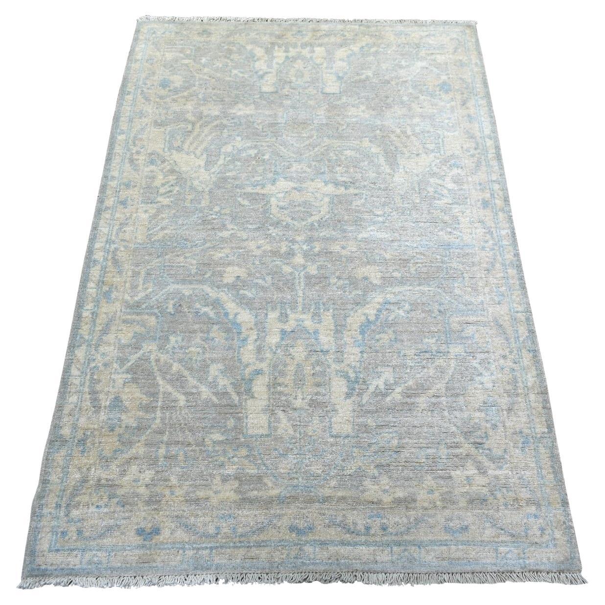 3
x5
 Gris Stone Wash Peshawar, Alfombra anudada a mano con tintes naturales de pura lana en venta