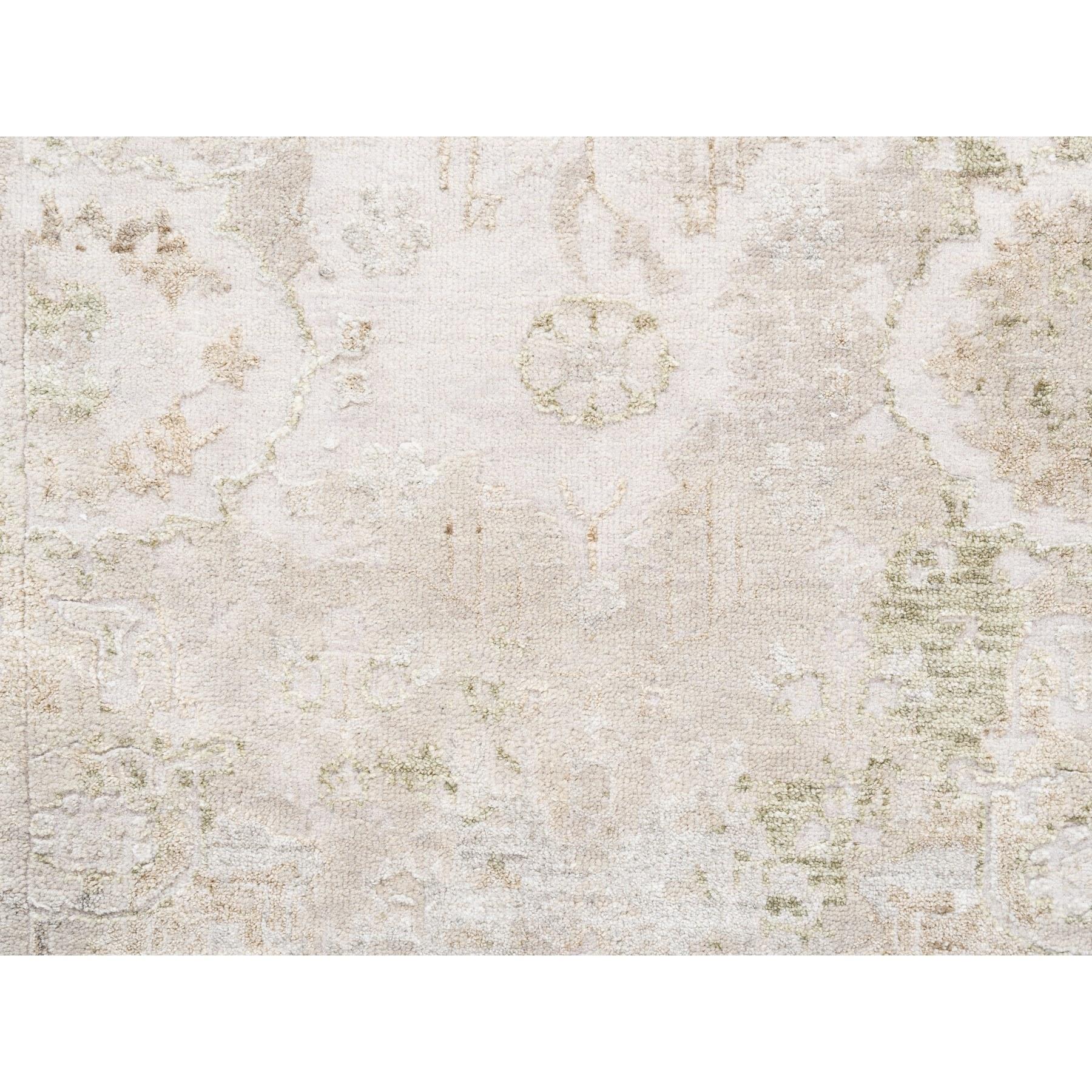 3'x5' Hand Knotted Beige Modern Wool And Silk Oriental Rug In New Condition For Sale In Carlstadt, NJ