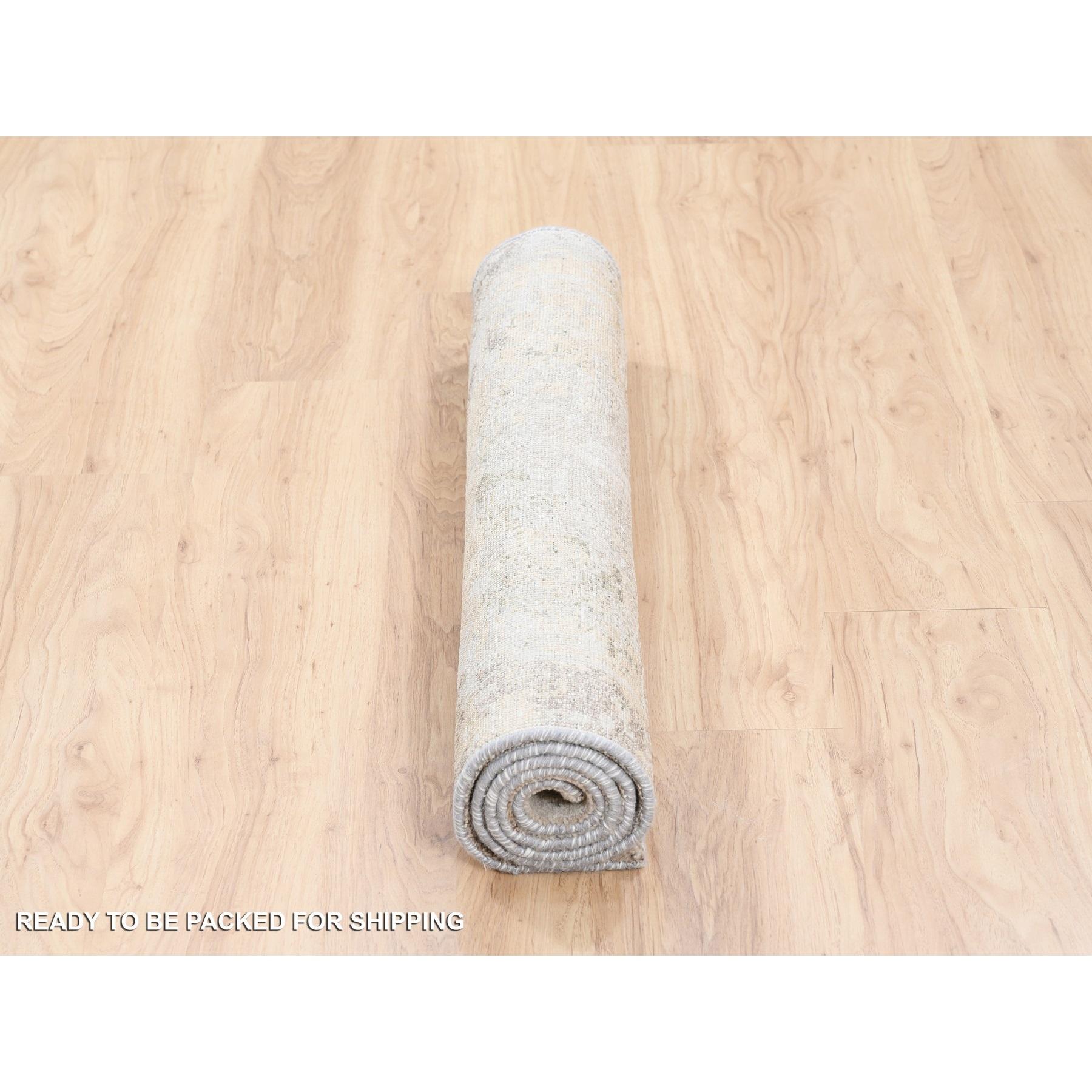 Contemporary 3'x5' Hand Knotted Beige Modern Wool And Silk Oriental Rug For Sale