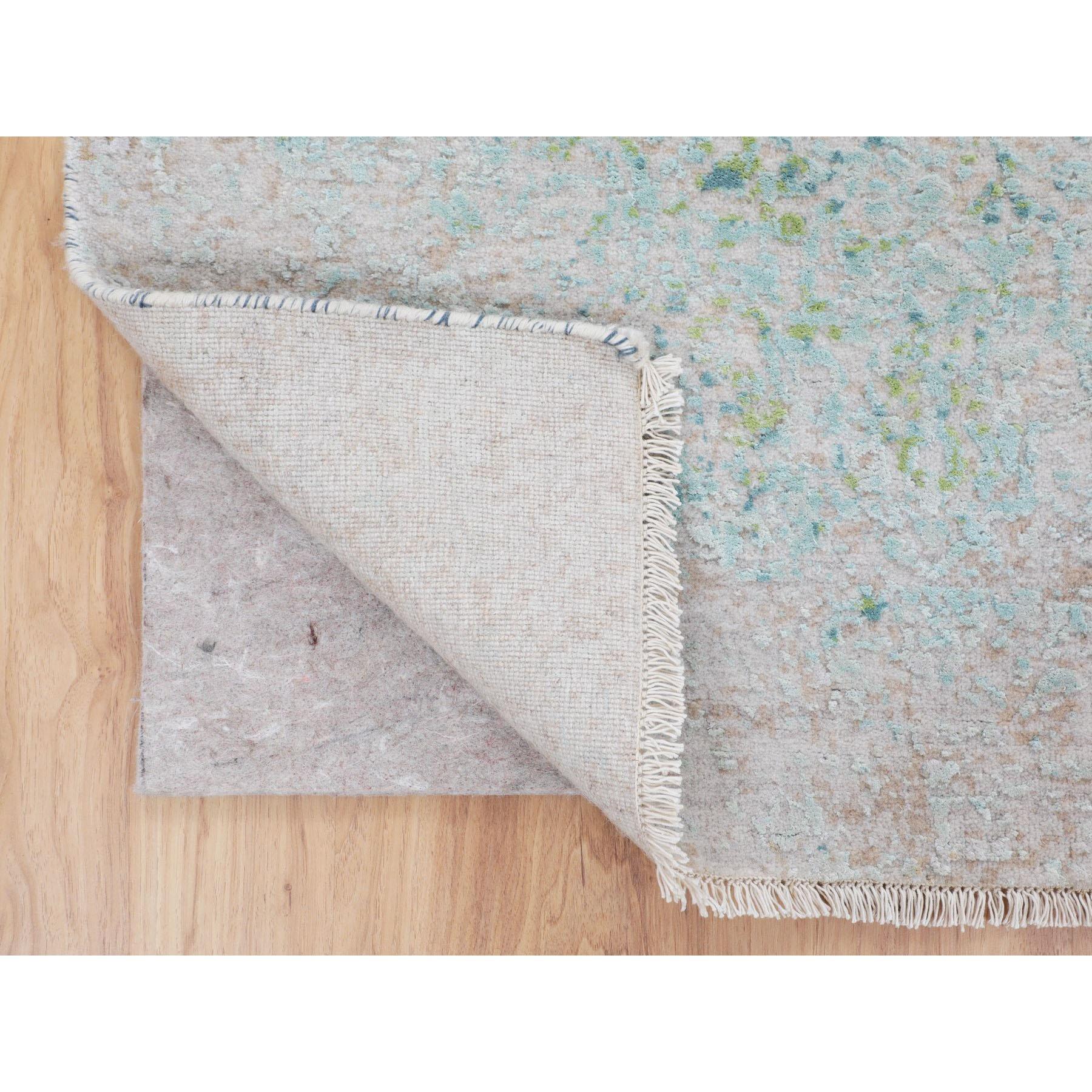 Modern 3'x5' Ivory Touch Of Green Pure Silk with Textured Wool Hand Knotted Rug For Sale