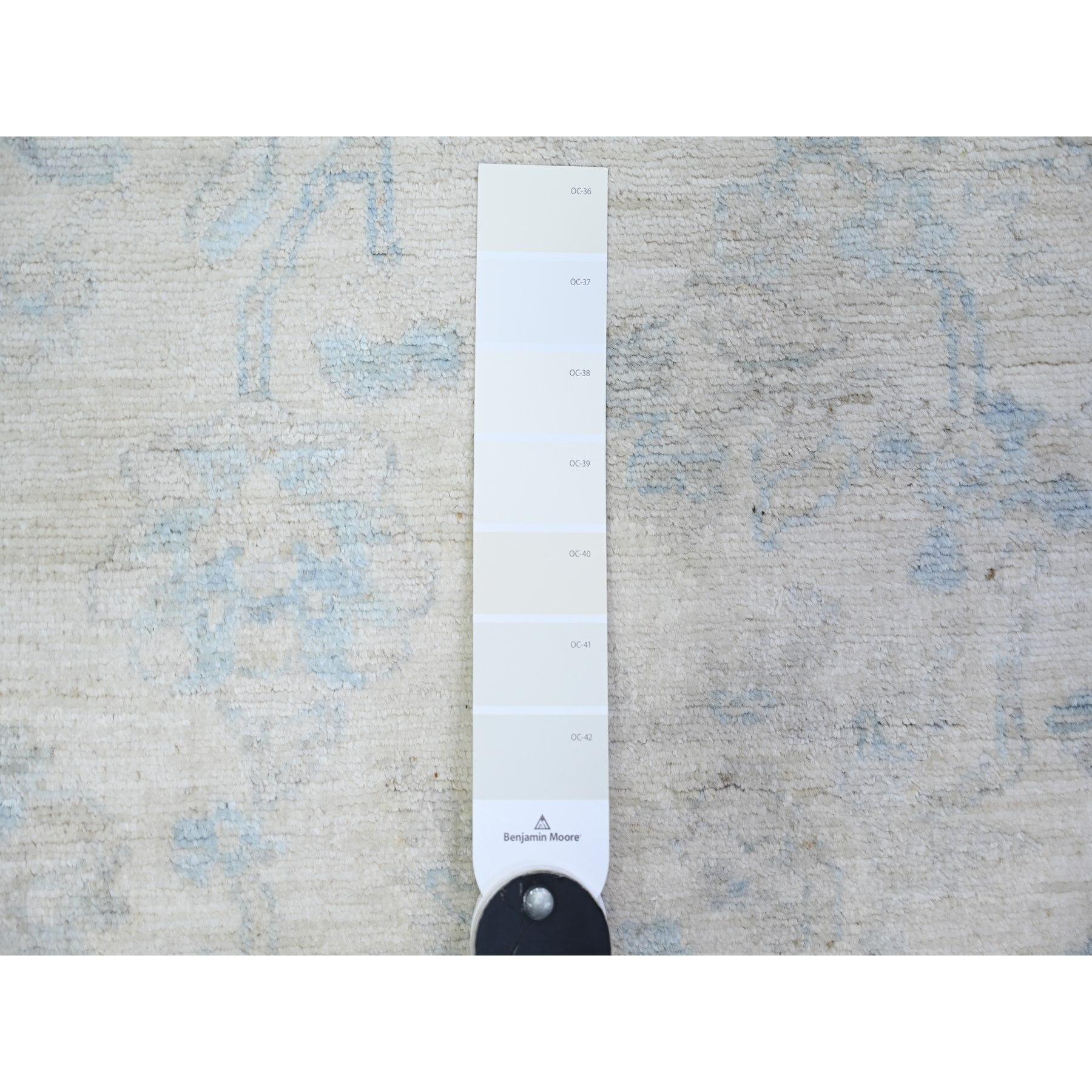3'x5' Elfenbein Weiß Wash Peshawar Weiche Wolle Handgeknüpft Läufer Orientteppich (Oushak) im Angebot