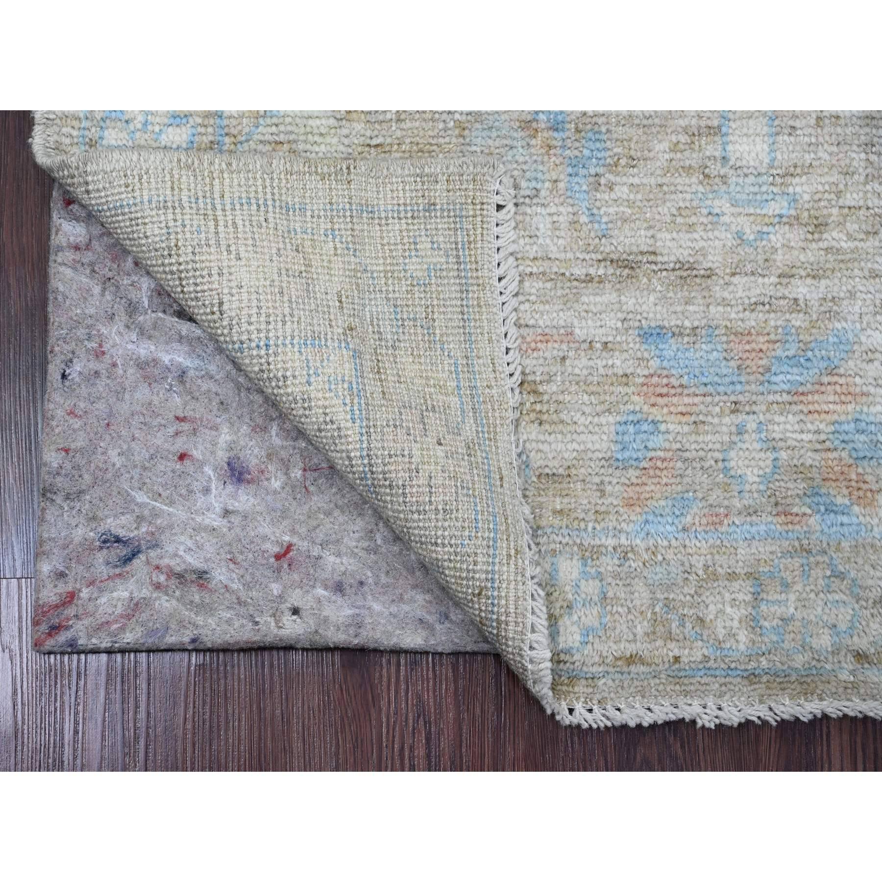 Khaki Brown, Tappeto afgano d'angora Oushak con disegno di foglie, Tinture vegetali, 100% lana, Annodato a mano, Tappeto orientale
Materiali primari: Lana
Lattice: No Pile 
altezza: 0,25 pollici
Stile: Di transizione
Colore primario: Marrone
Colori