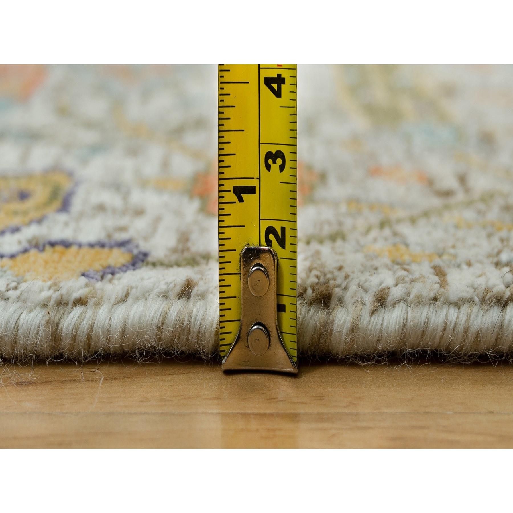 Soie 3'x5' Manchester Tan Tapis noué à la main en soie et laine Sickle Leaf Design en vente