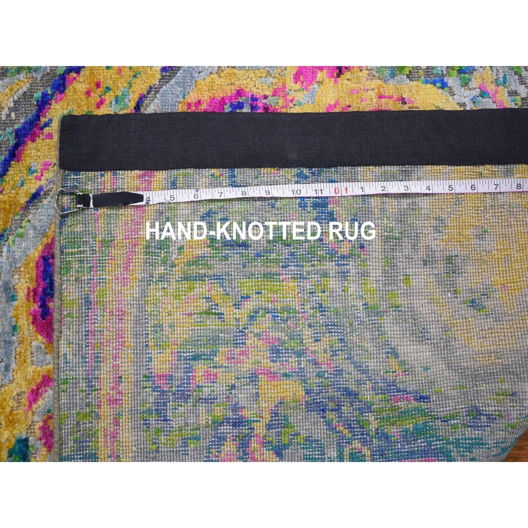 Contemporary 3'x5' THE LAVA Colorful Sari Silk with Textured Wool Hand Knotted Oriental Rug For Sale