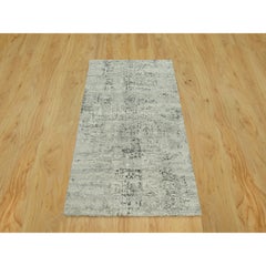 3'x5' Vaporous Gray Undyed Wool Modern Hand Spun Design Hand Knotted Rug