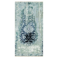 3'x5'10" Türkisfarbener handgeknüpfter Läufer aus Wolle und Seide mit persischem Täbris-Design