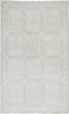 3x5.2 ft Traditional Hand Knotted Accent Rug. Floral Wool Area Rug in Soft Tones