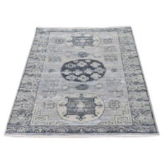 3'x5'2" Khotan Design Pure Silk with Textured Wool Tapis oriental noué à la main