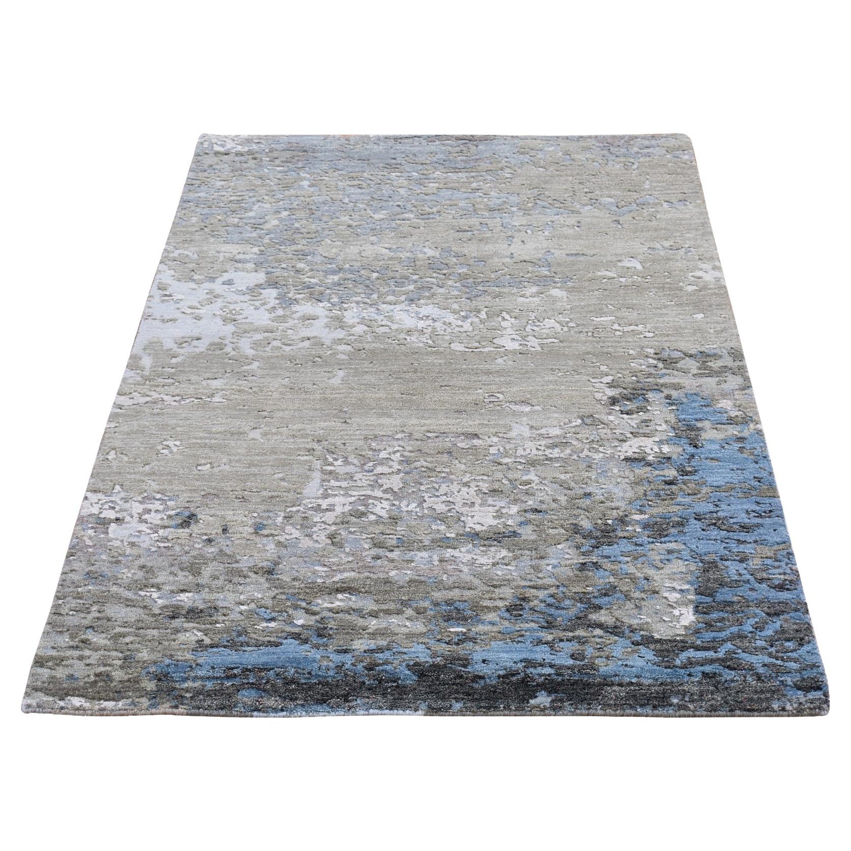 3
x5
3" Abstract Design Wool
Silk Hi-Low Pile Denser Weave Hand Knotted Rug