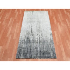 3'x5'3" Gray, Hand Knotted Modern Vertical Ombre Design, Silk and Wool Rug