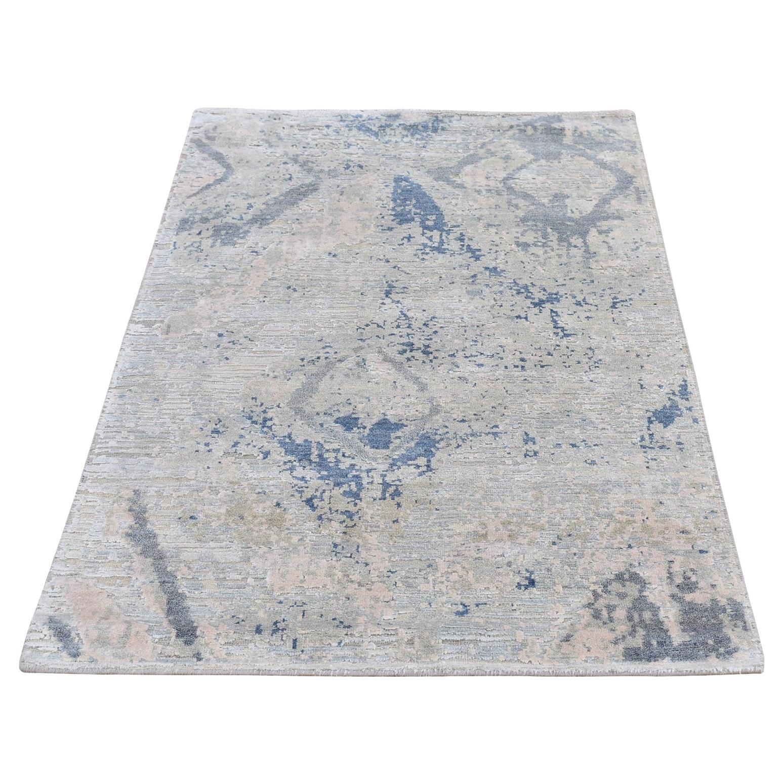 3'x5'5" Marfil Elementos Grandes con Pasteles Alfombra Moderna de Seda con Lana Texturizada en venta