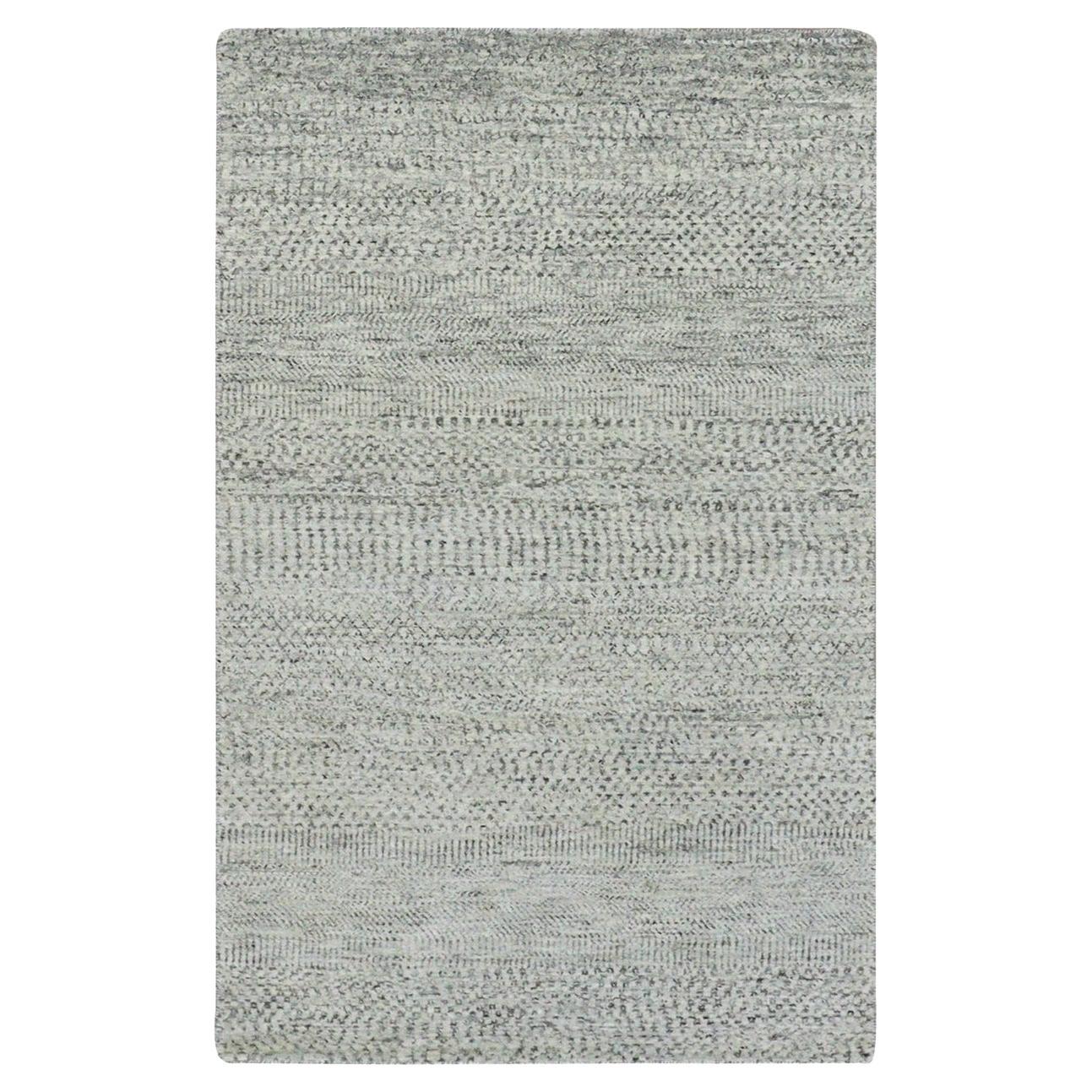3
x5
6" Light Gray Modern Grass Design Undyed Pure Wool Hand Knotted Rug