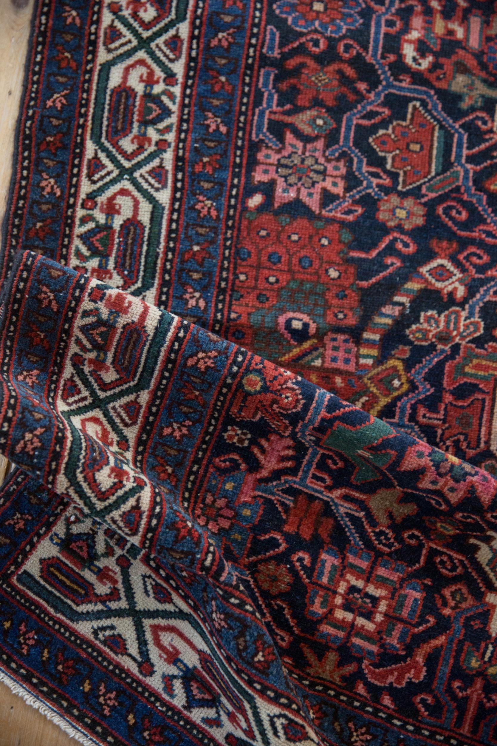 Vintage Malayer Teppich Läufer (Wolle) im Angebot