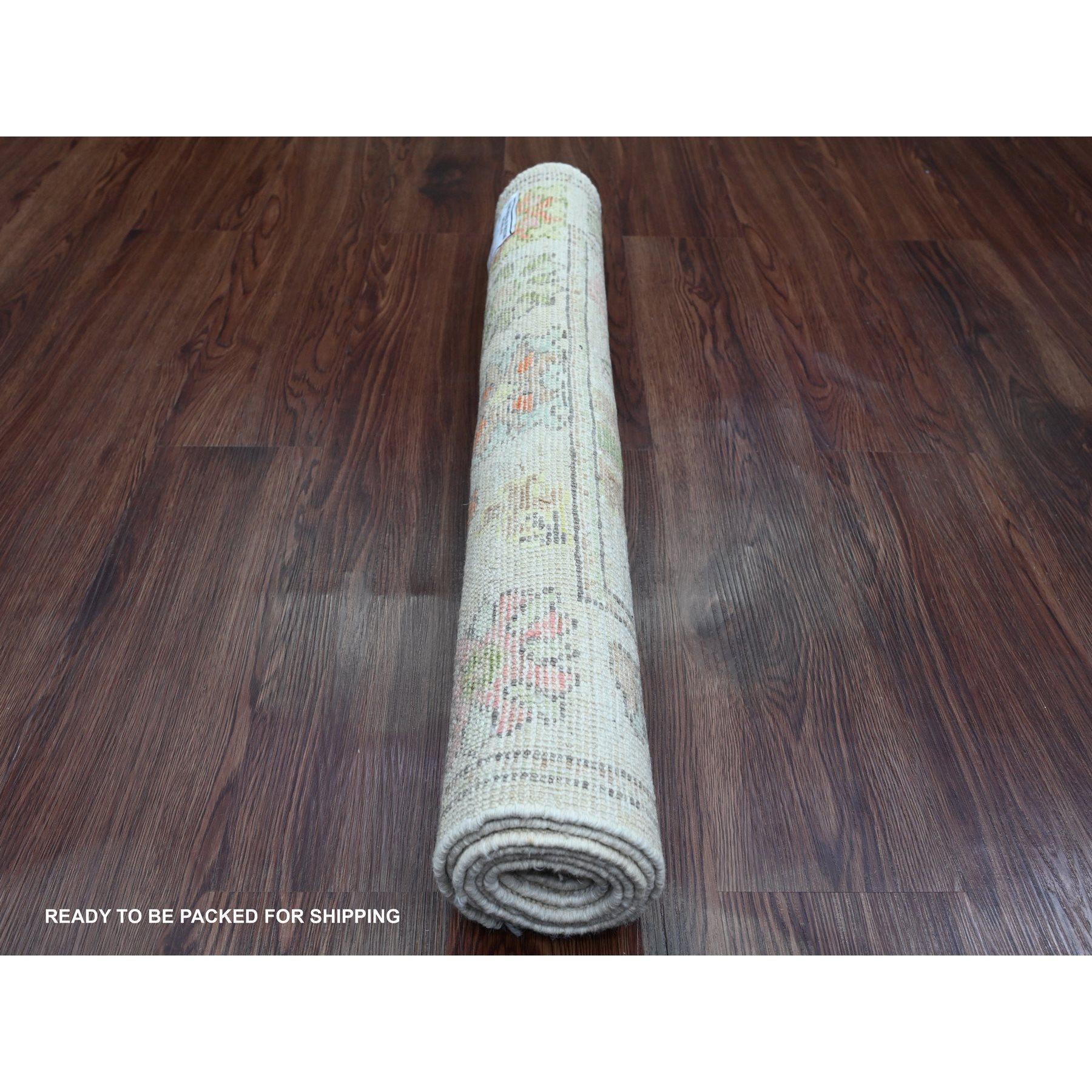 3'x6' White Afghan Angora Oushak Leaf Design Hand Knotted Wool Runner Rug In New Condition For Sale In Carlstadt, NJ