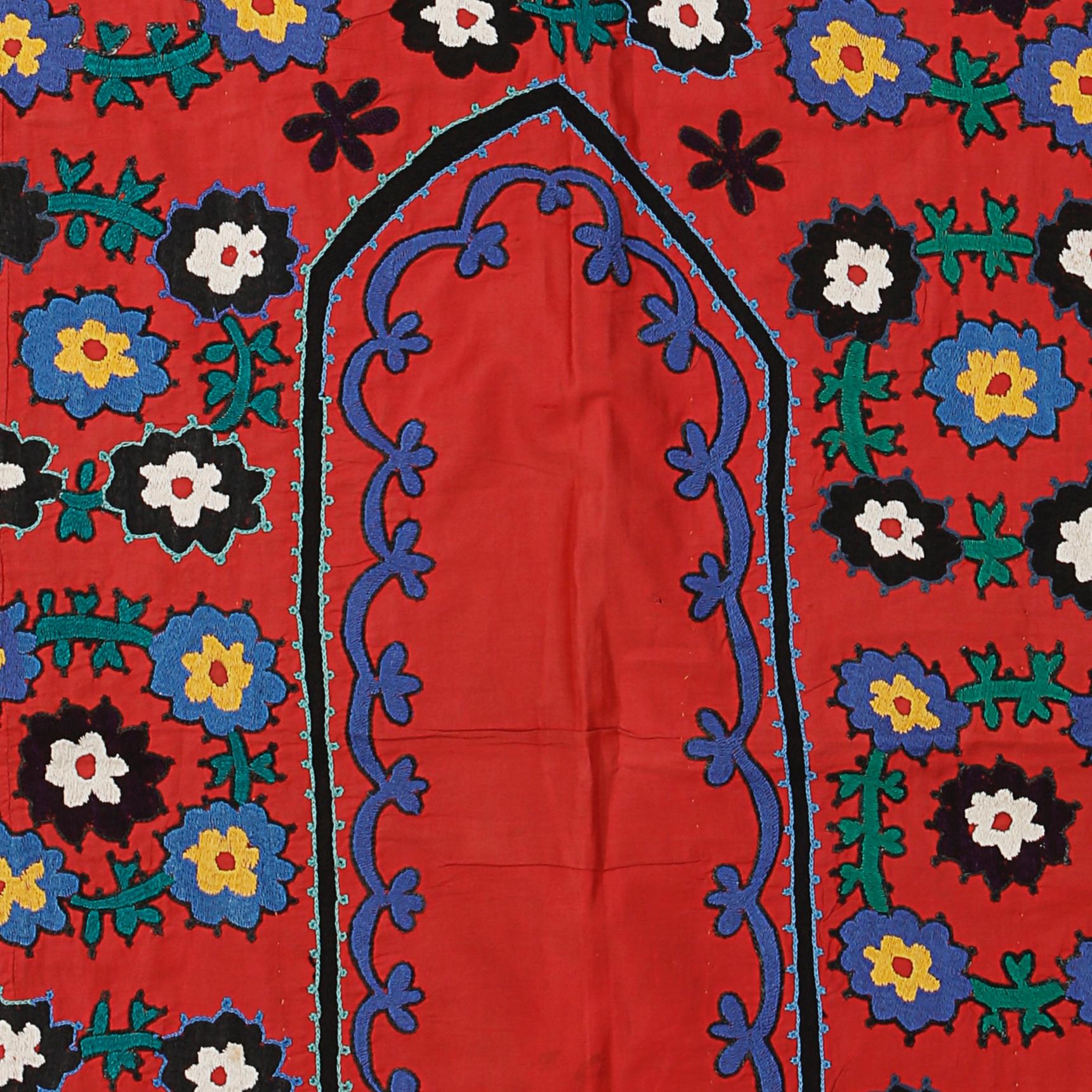 Embroidered 3x6.4 Ft Red Silk Embroidery Wall Hanging, Uzbek Wall Decor, Suzani Tablecloth For Sale
