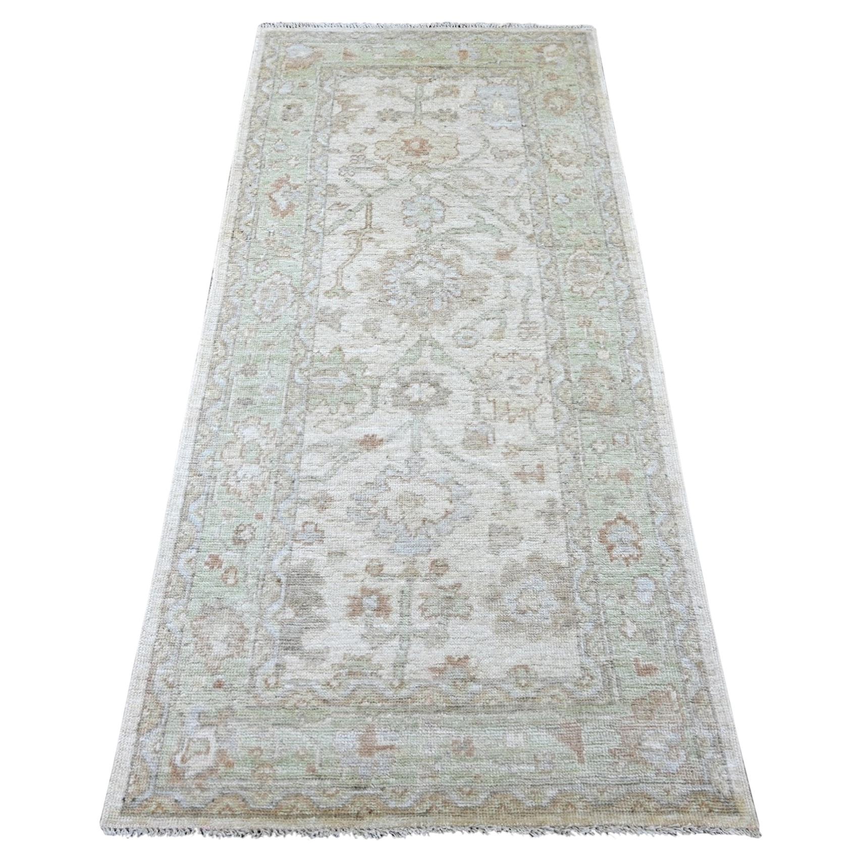 Can you wash a wool rug?