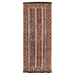 Tapis et tapis de couloir de style tribal de Kilim à rayures multicolores, motif géométrique