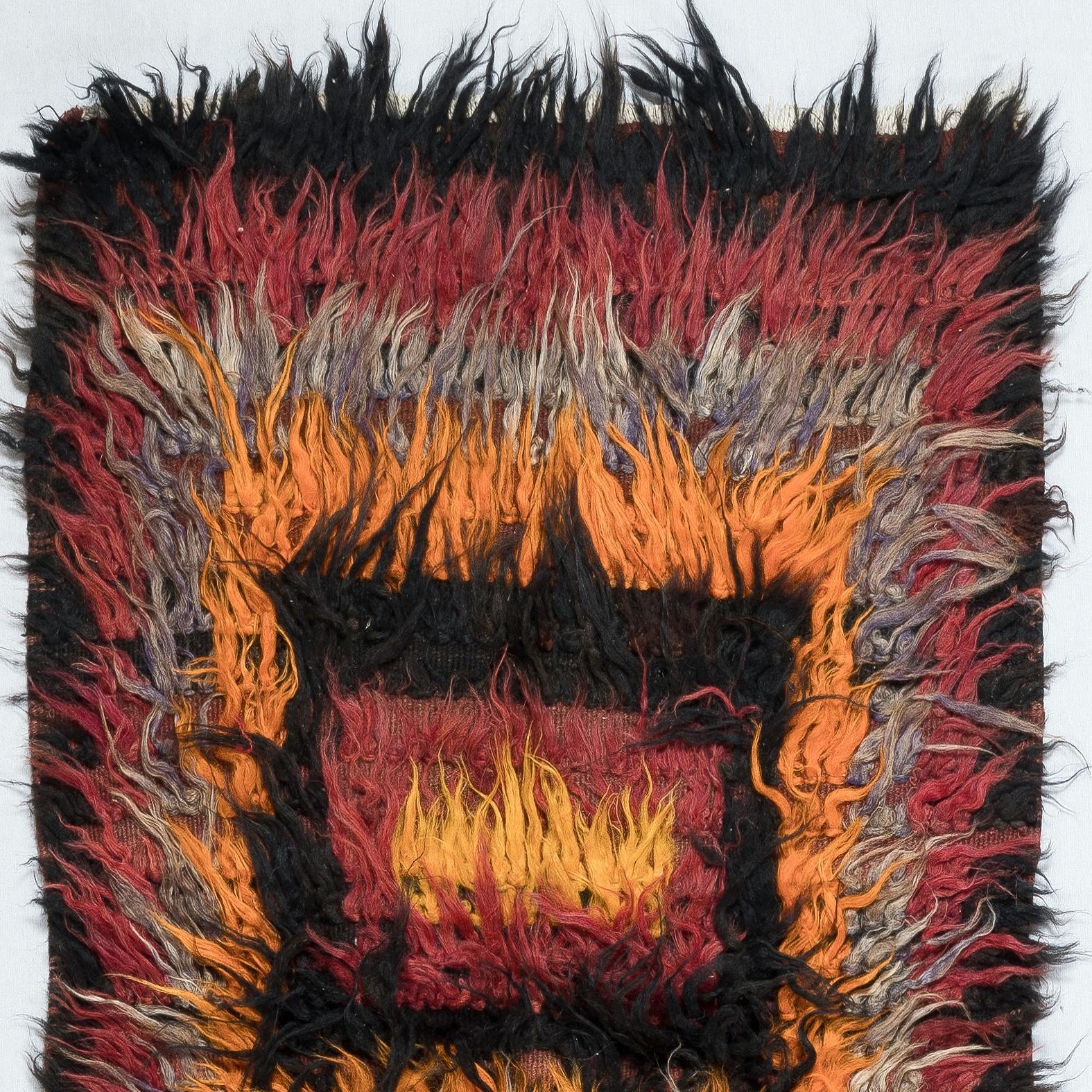 3x8.7 Ft Vintage Shag Pile Handmade Turkish Tulu Runner Rug Made of Mohair Wool In Good Condition For Sale In Spring Valley, NY