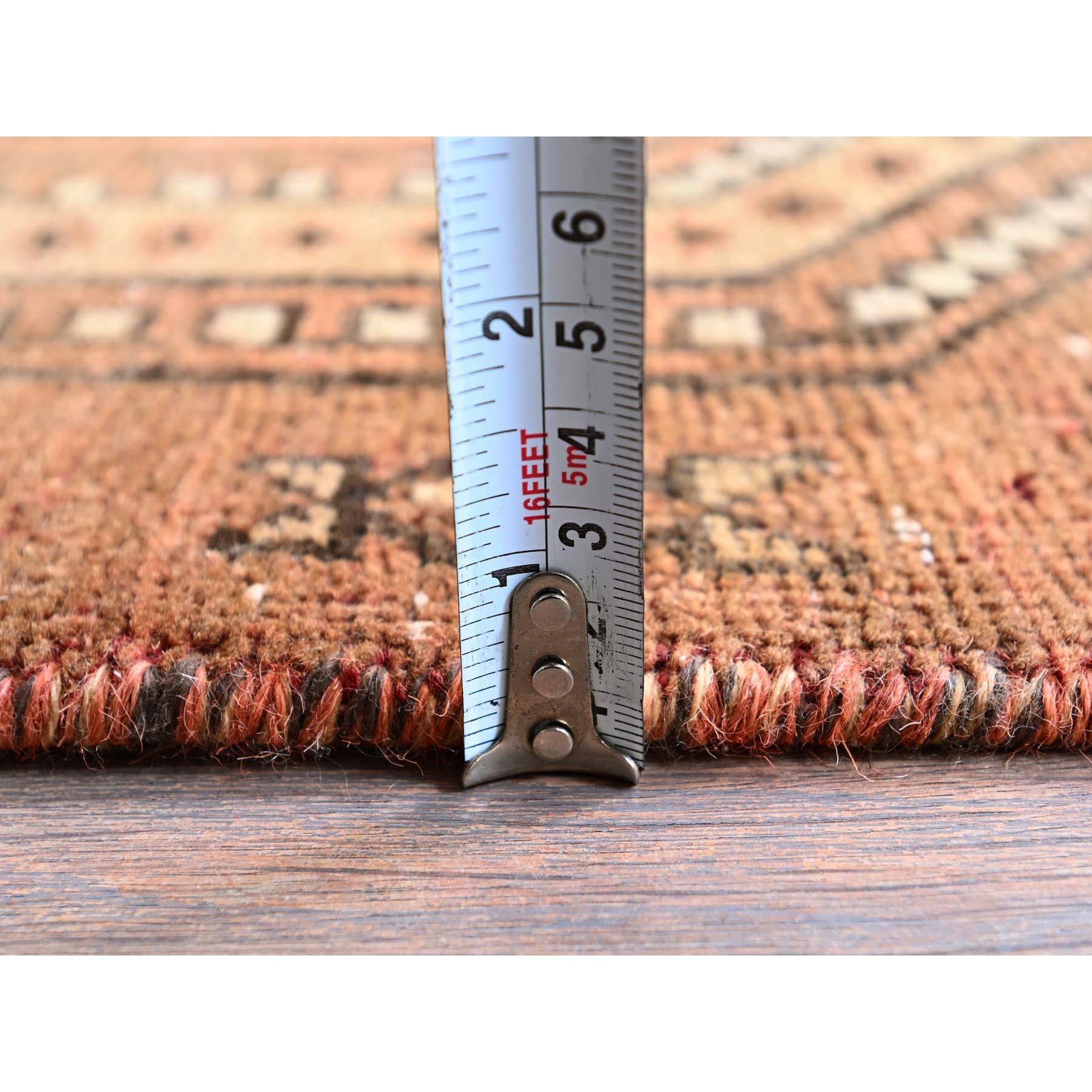 Metà XX secolo 3'x9' Arancione Sovratinto Vintage Persiano Hamadan Tappeto Runner in Lana Annodato a Mano in vendita
