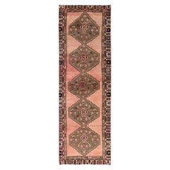 3'x9' Roter persischer Bakhtiar handgeknüpfter, sauberer Vintage-Läufer aus natürlicher Wolle