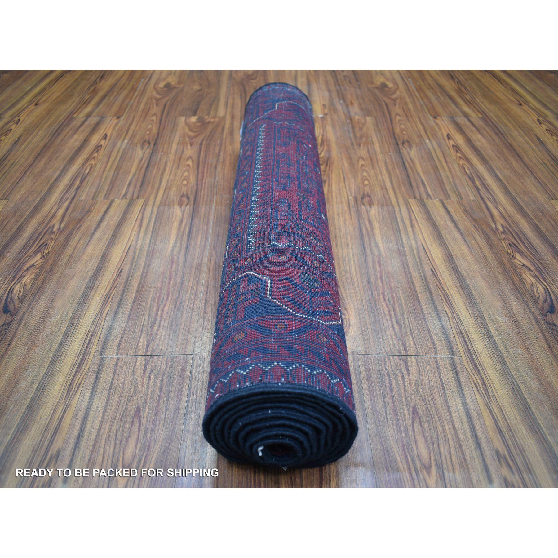 Noué à la main 3'x9'3