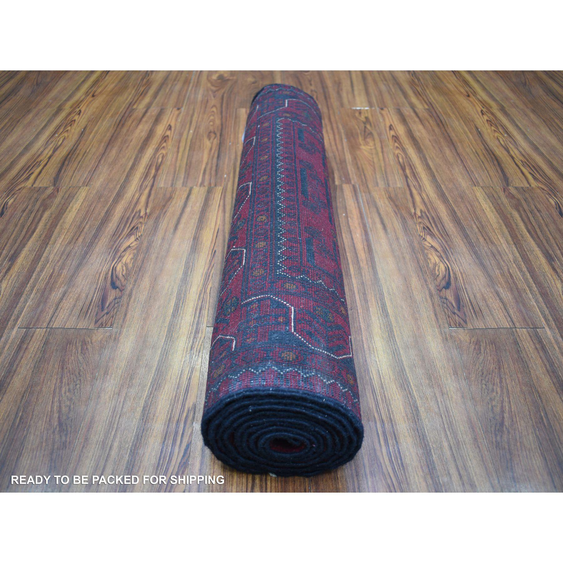 Hand-Knotted 3'x9'6