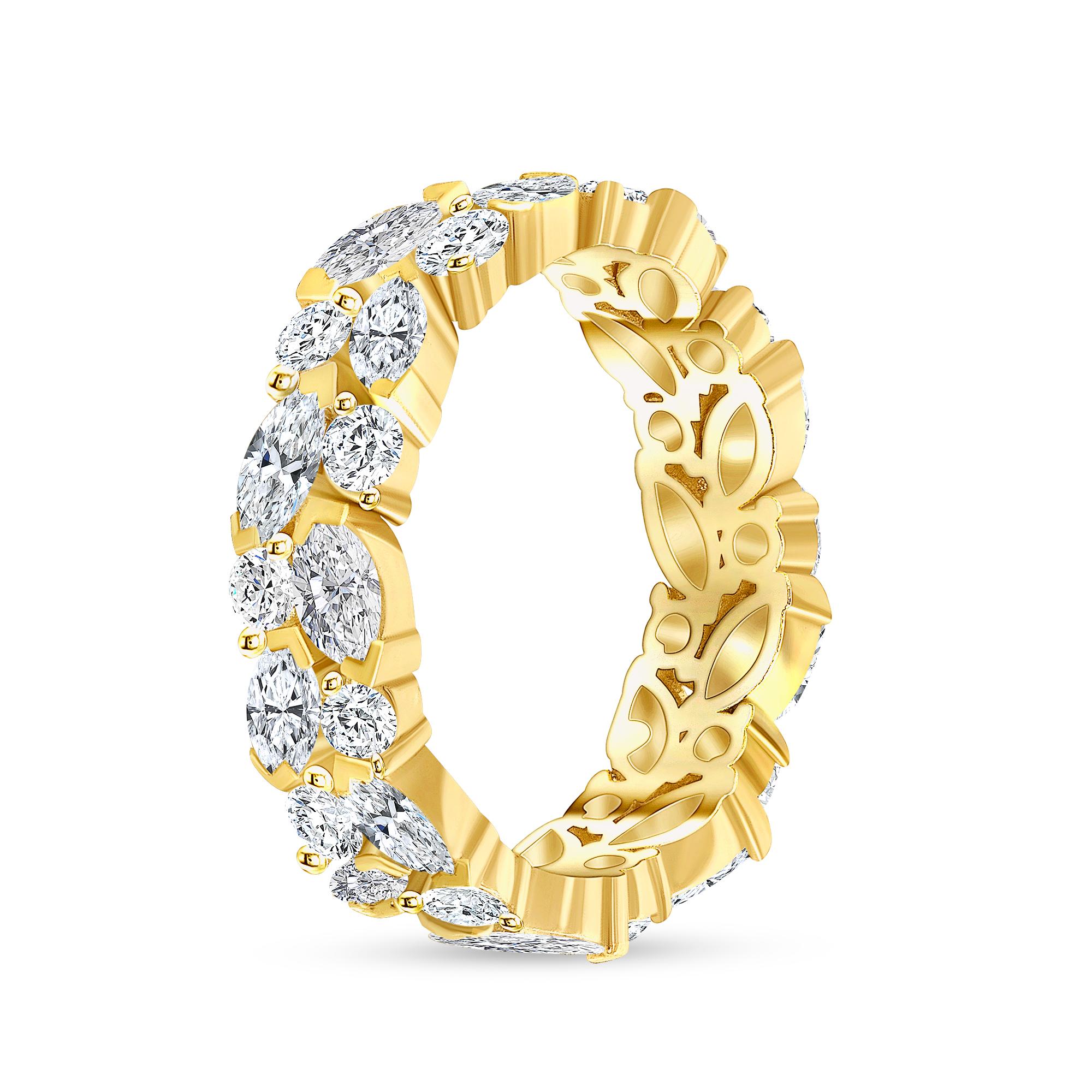 Im Angebot: 4 1/2 Karat. Memoryring mit Diamant im Marquise-Schliff und runden Diamanten H,VS () 4