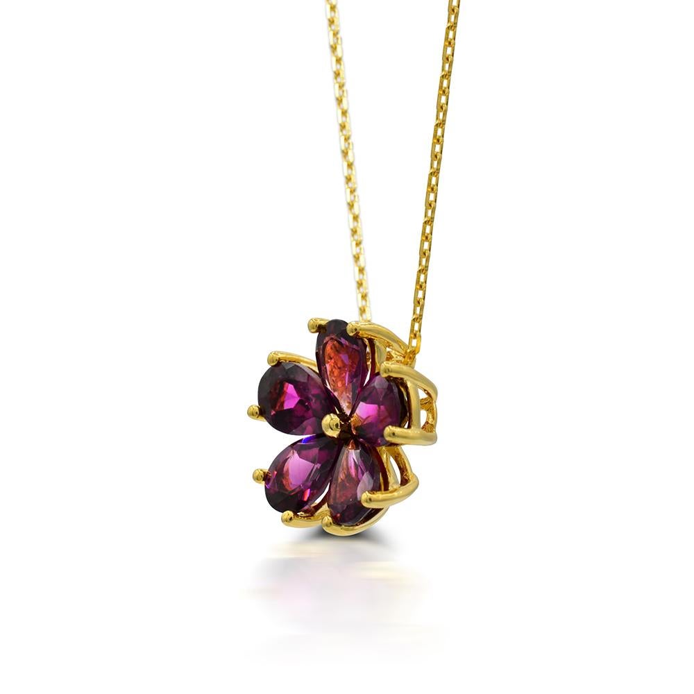 Contemporary 4-1/6 ct. 14K Yellow Gold over Sterling Silver Garnet Floral Pendant Necklace For Sale