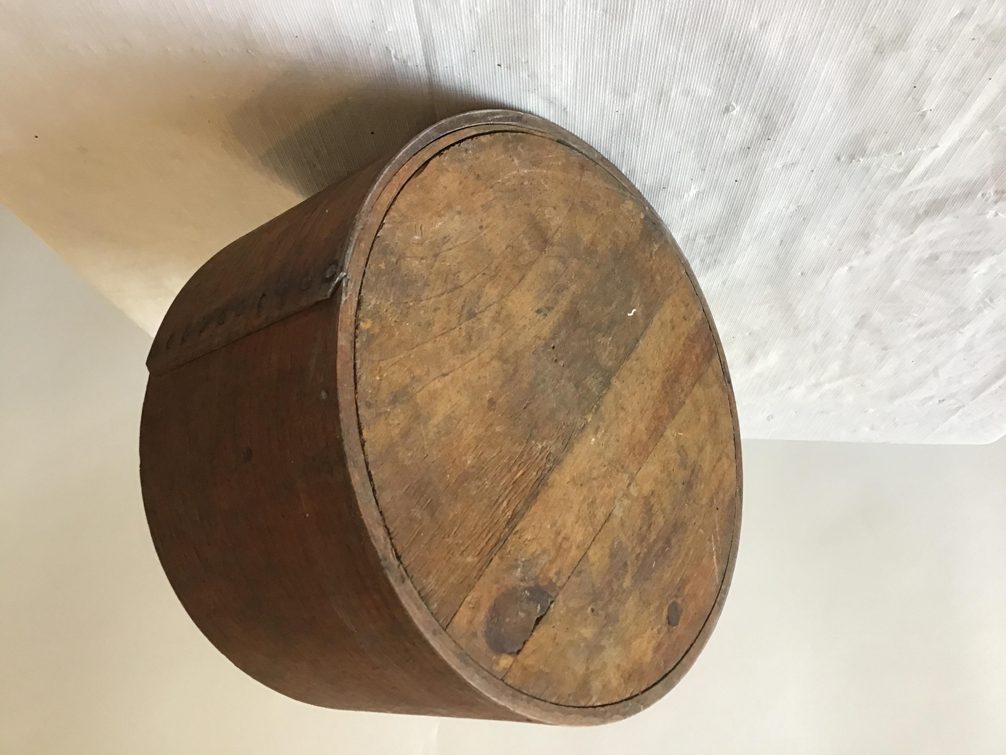 4 19th Century EB Frye and Sons Wood Grain Measuring Containers For Sale 5