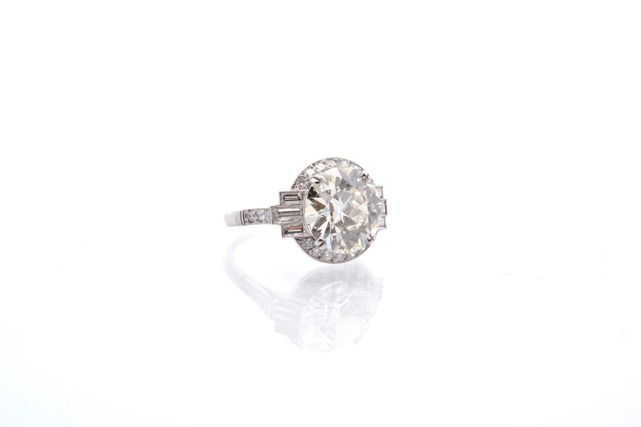 Art déco Bague en diamant demi-taille K-VS2 4, 39 carats en vente
