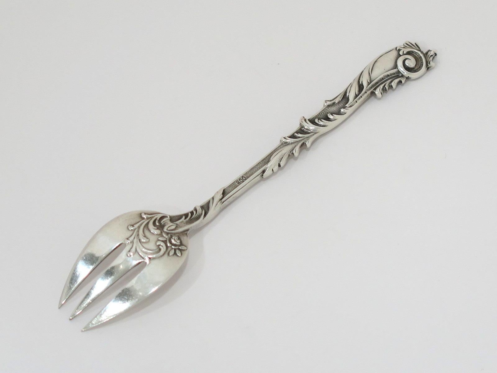 20th Century 4 7/8 in - Pair of European Silver Antique French Floral Scroll Seafood Forks