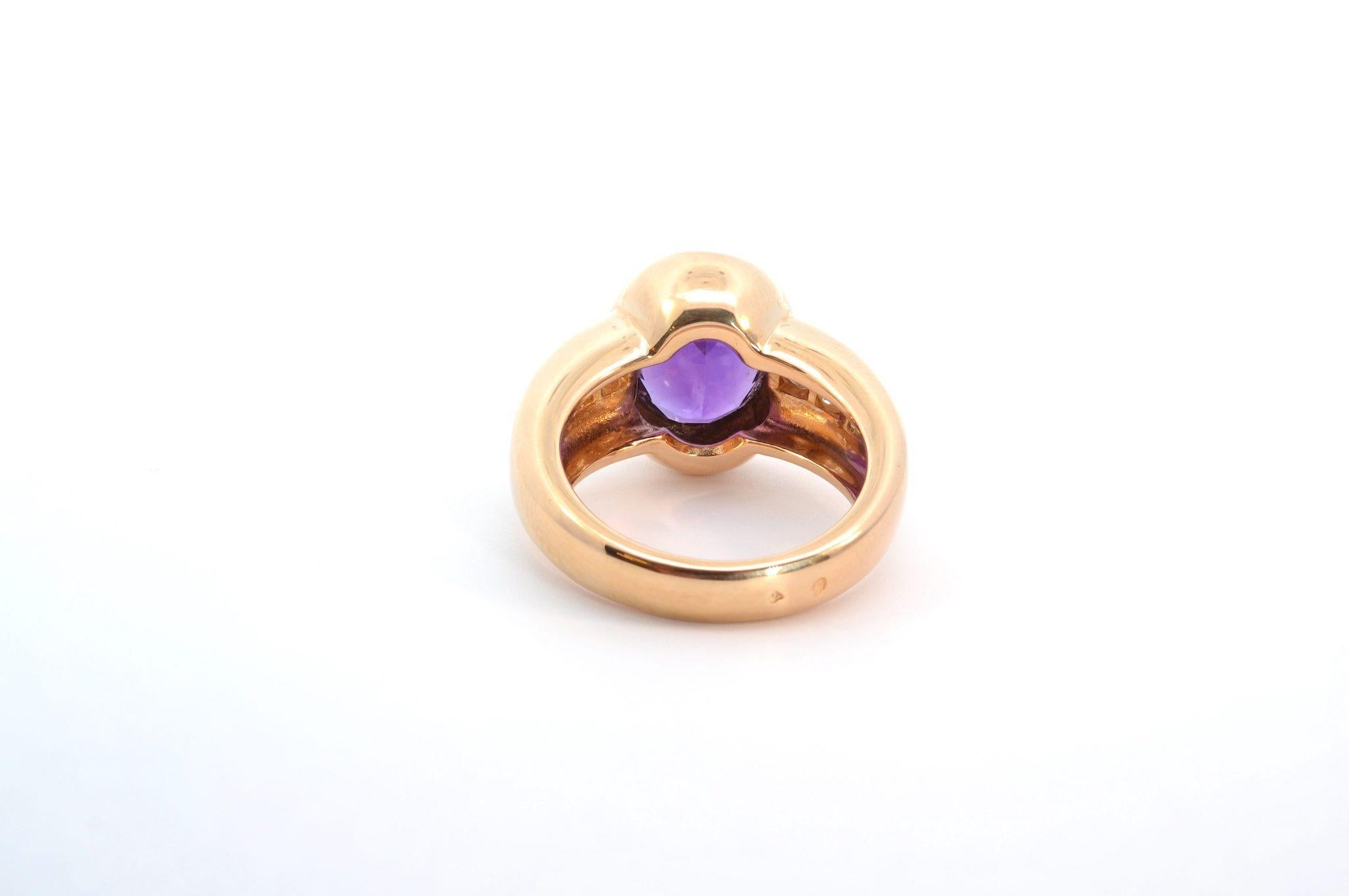 Women's or Men's 4, 80 carats amethyst and diamonds ring in 18k gold For Sale