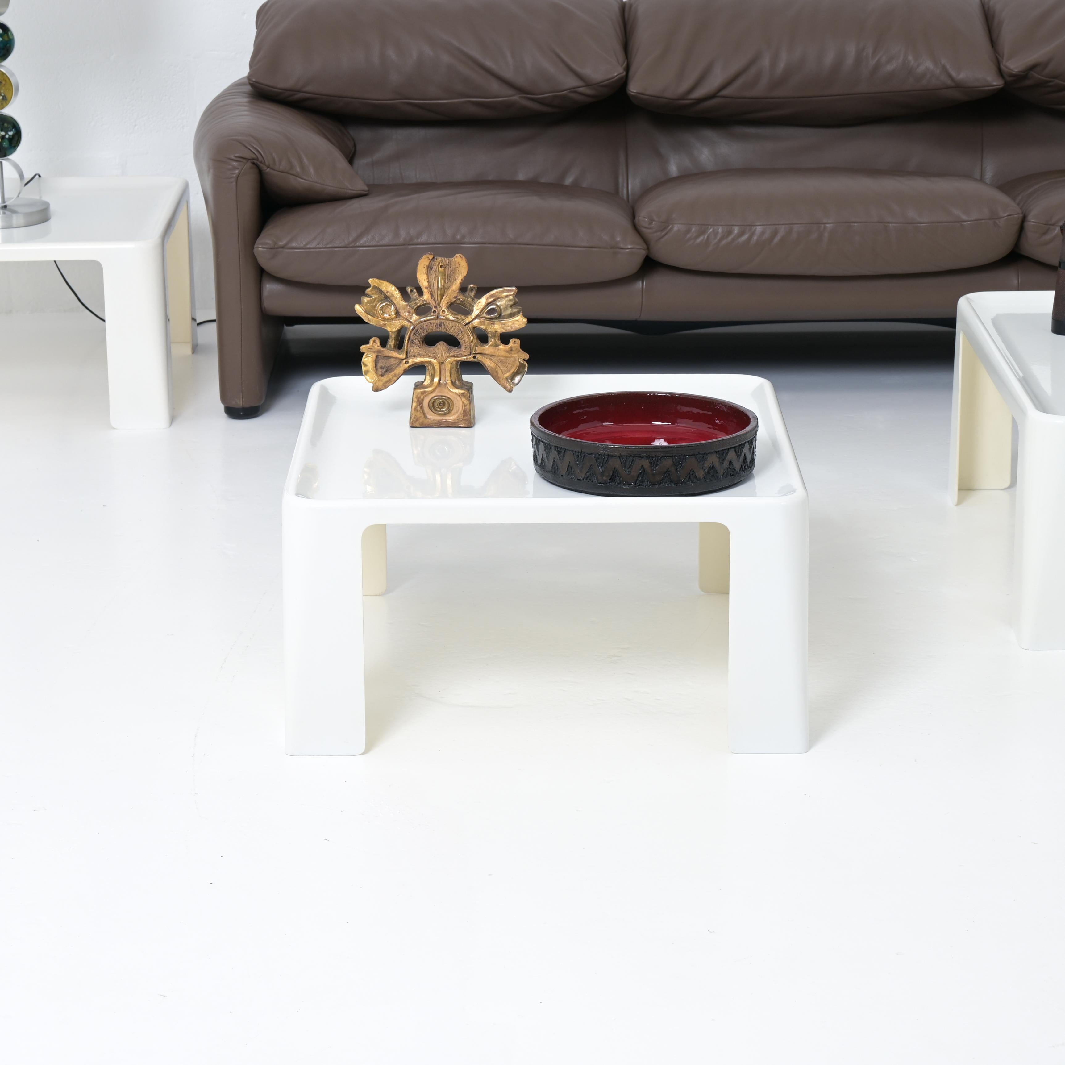 4 Amanta Couchtisch von Mario Bellini im Angebot 3