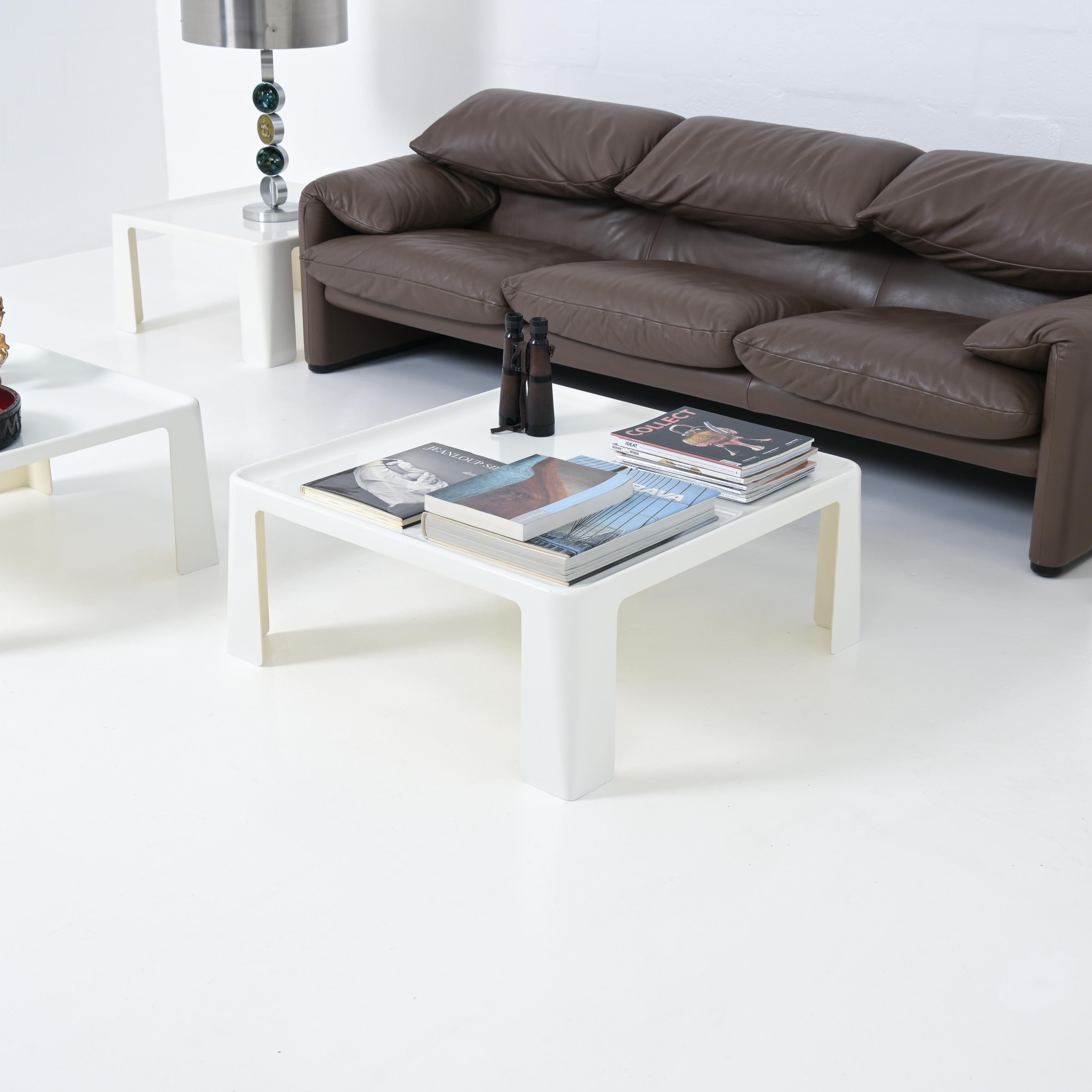 4 Amanta Couchtisch von Mario Bellini im Angebot 5
