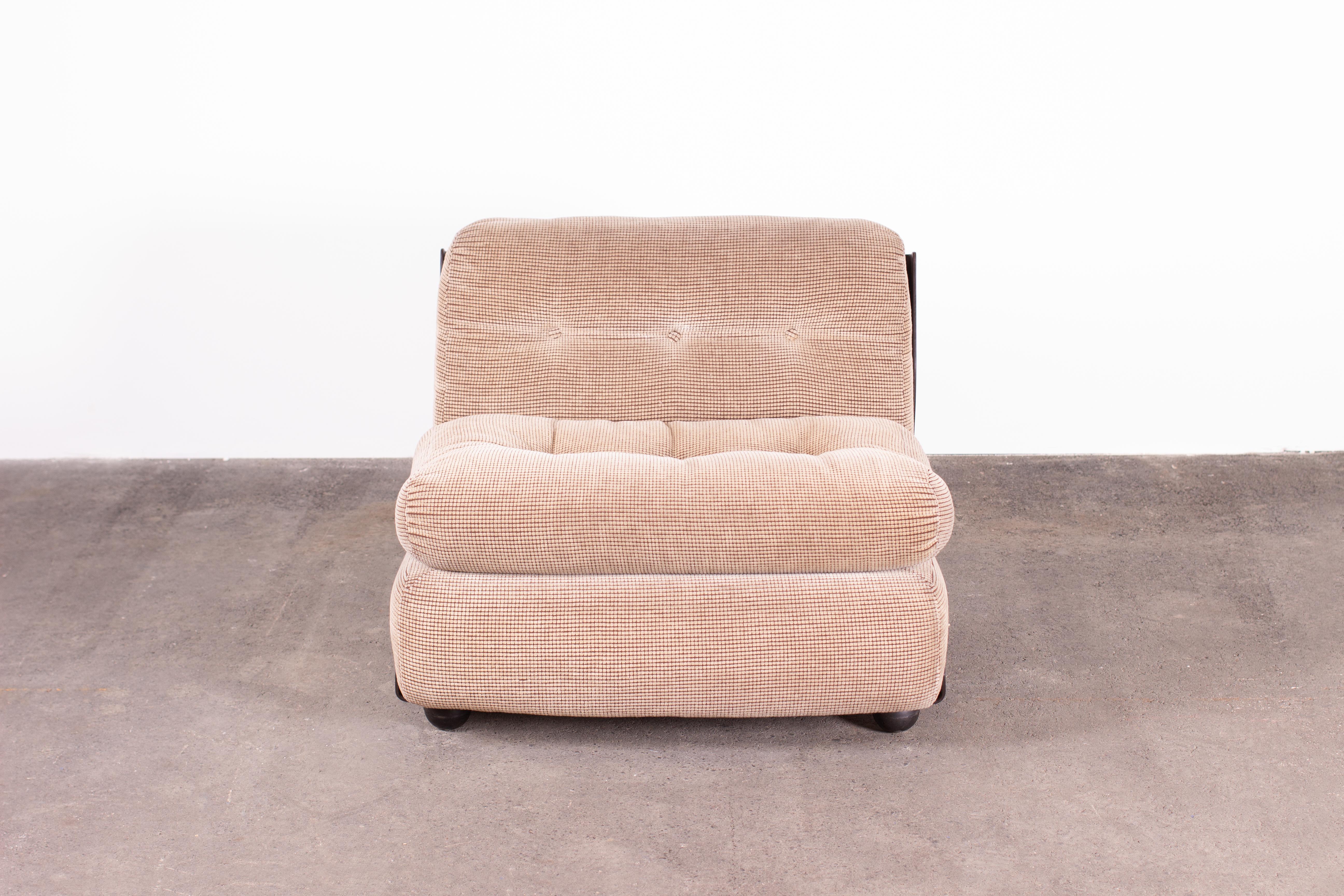 Mid-Century Modern 4 Amanta Lounges by Mario Bellini for B&B Italia in Original Upholstery