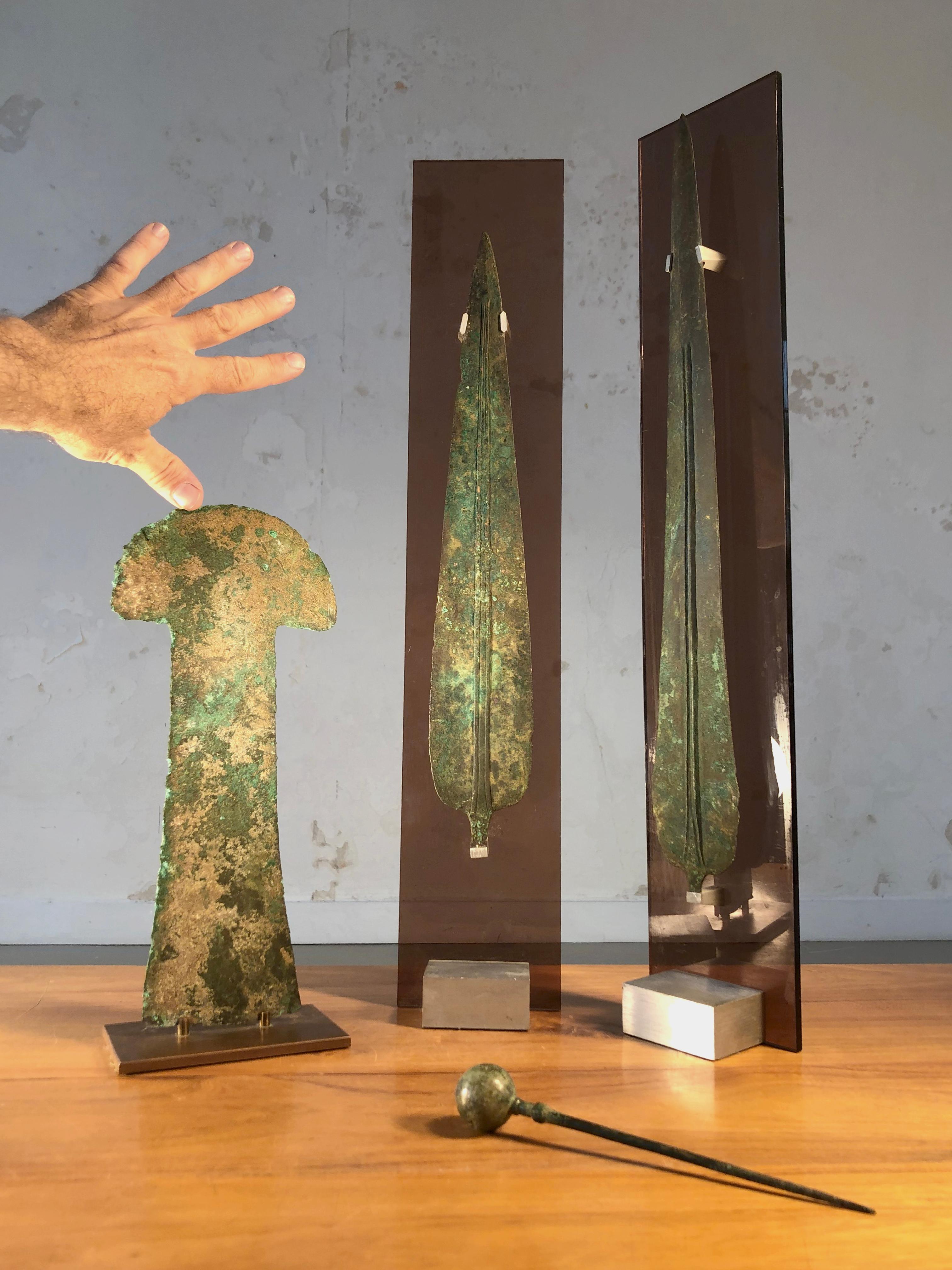 4 Antic BRONZE Objects in 3 Postmodern Frames, att. CLAUDE DE MUZAC, France 1970 For Sale 4