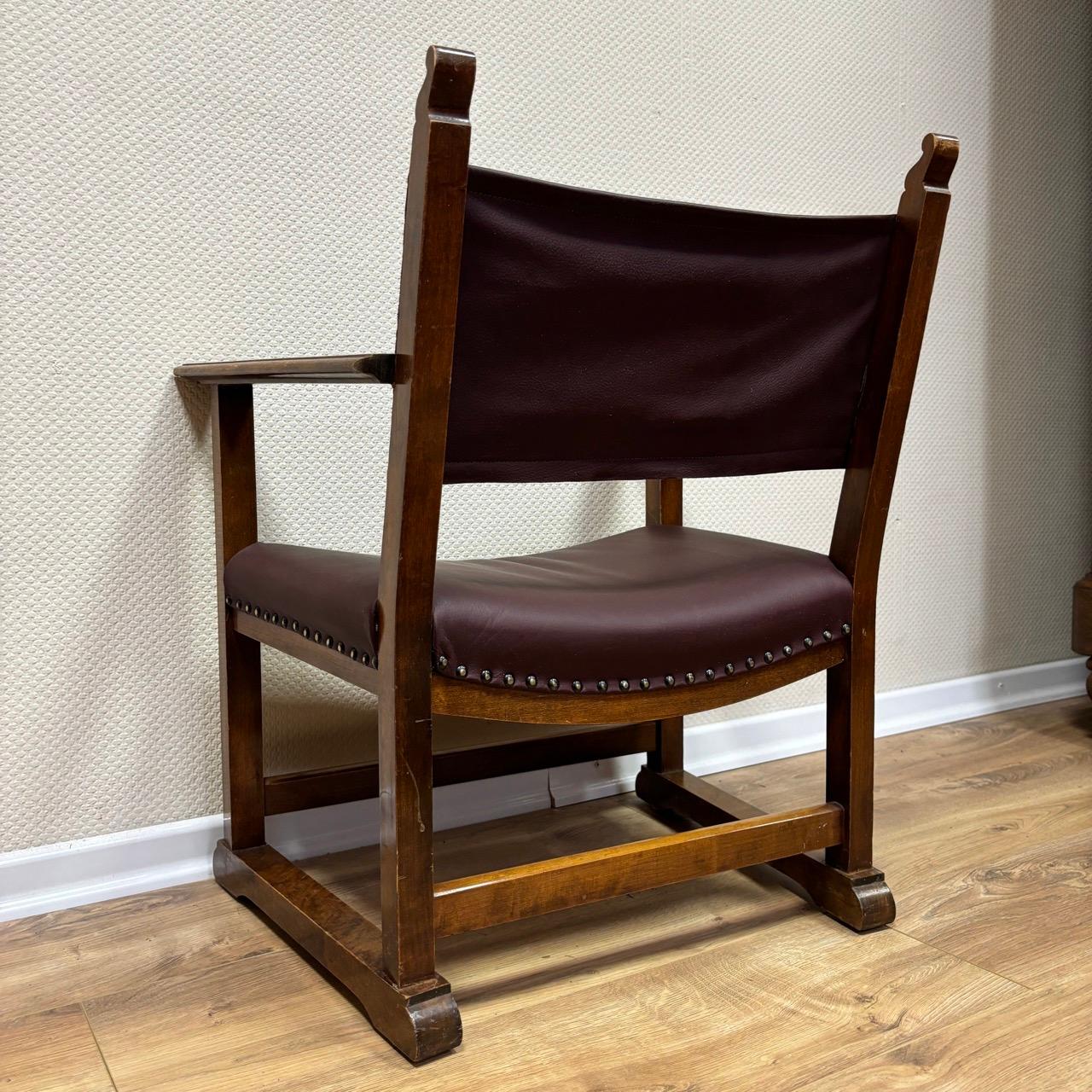 4 antique armchairs by Alfred Loos  Vienna 1930  walnut & leather For Sale 11