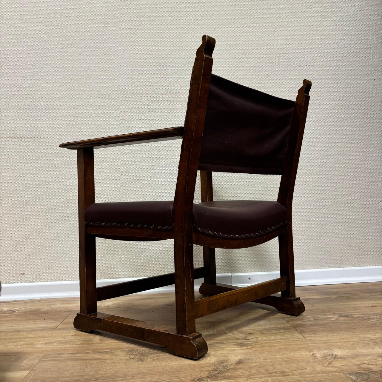 4 antique armchairs by Alfred Loos  Vienna 1930  walnut & leather For Sale 12
