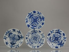 Antique Chinese Porcelain 18th Century Kangxi Period Blue White Dinner Plat