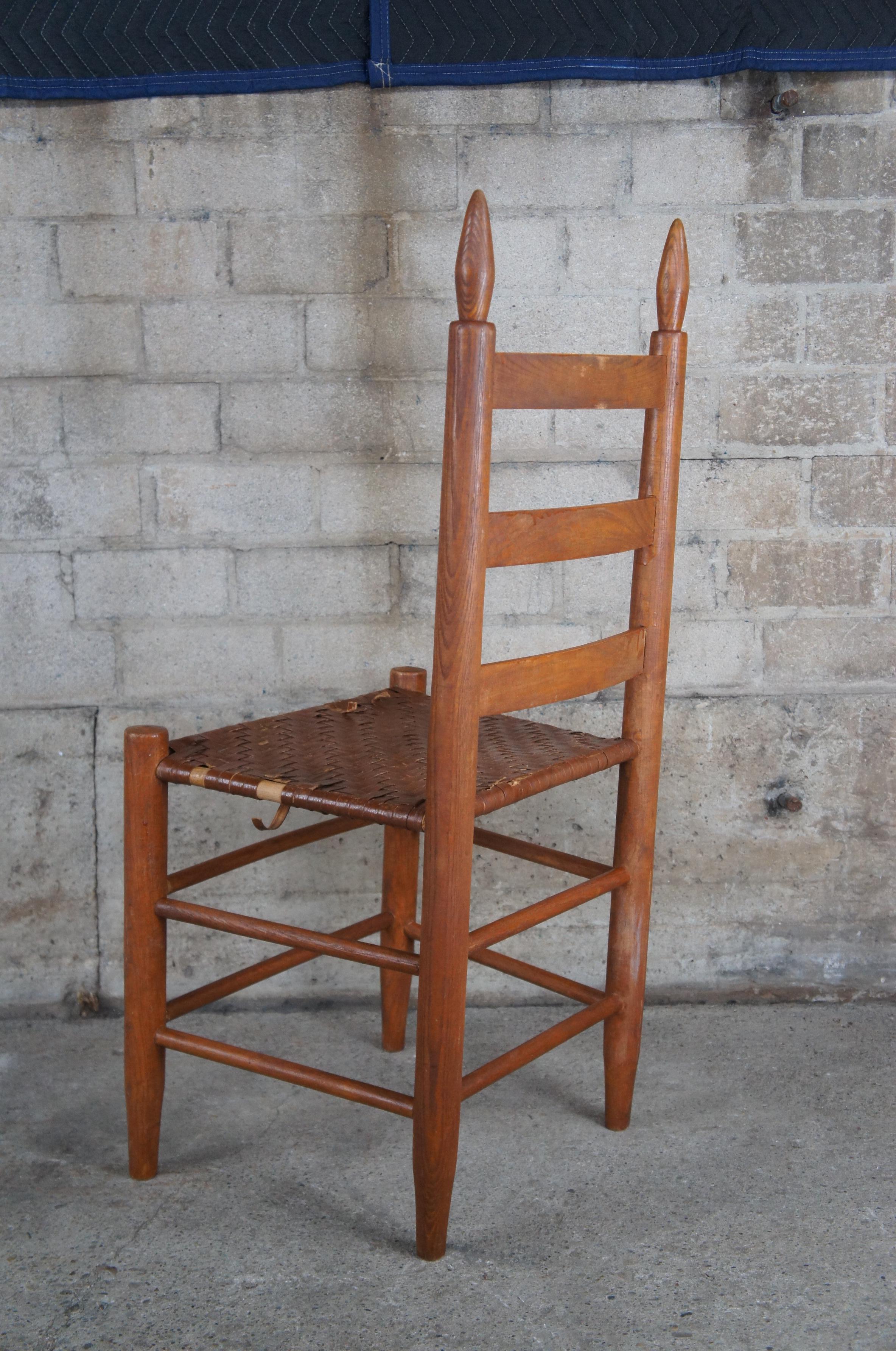 4 Antique Early American Shaker Pine Ladderback Rush Side Dining Chairs In Good Condition In Dayton, OH