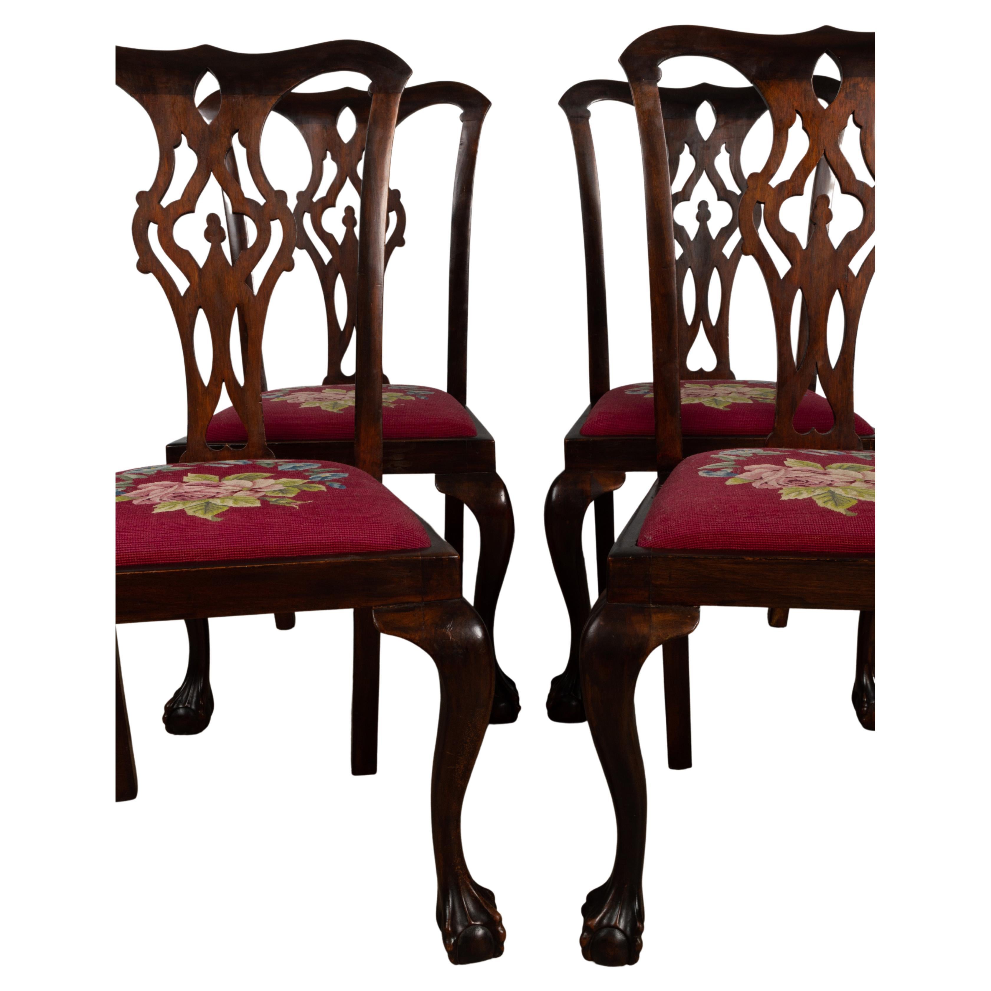 4 Antique English 19th Century Chippendale Revival Mahogany Chairs In Good Condition For Sale In London, GB