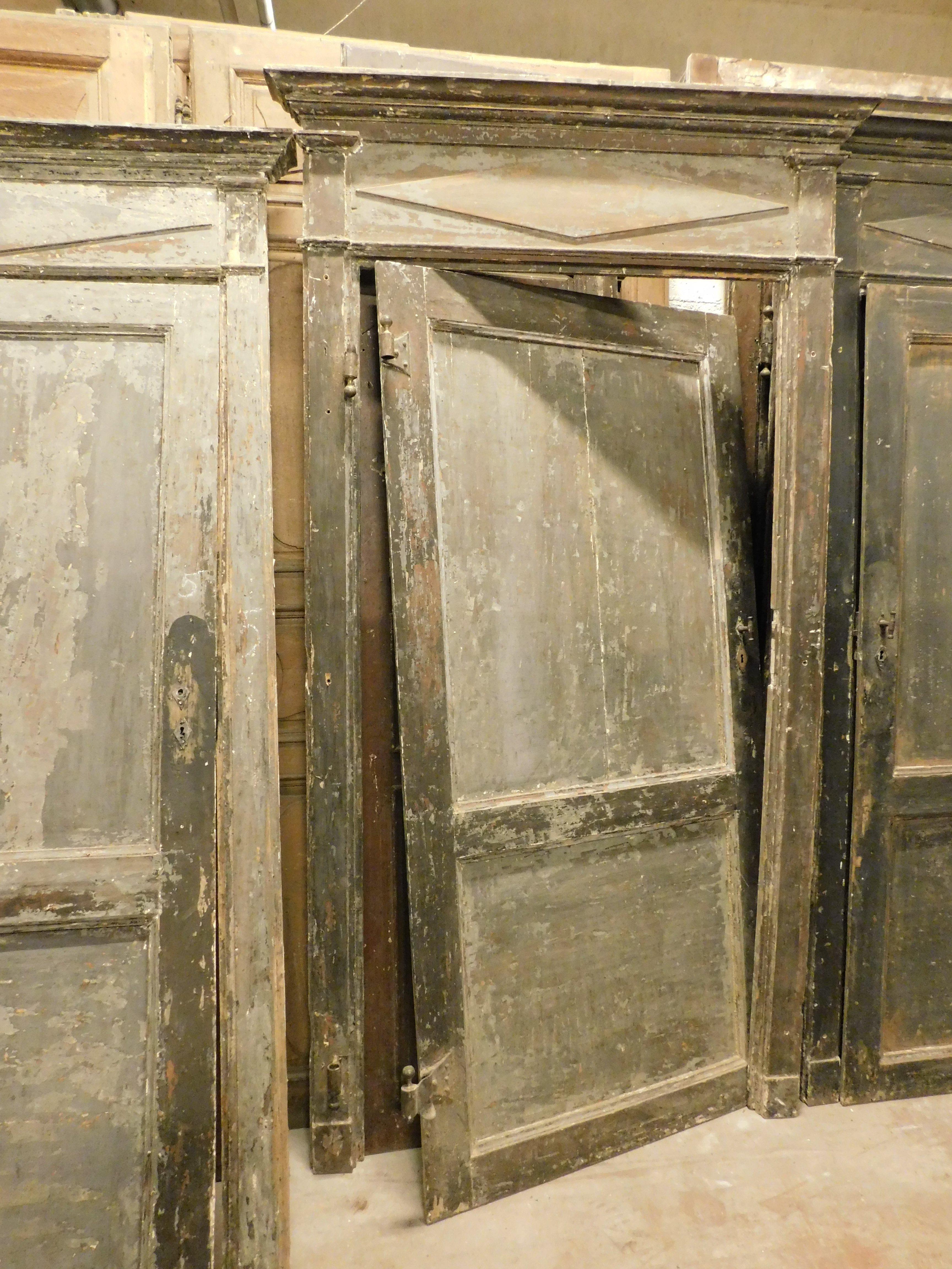 4 antike lackierte Türen, erste Patina und Originalrahmen, Italien im Angebot 3
