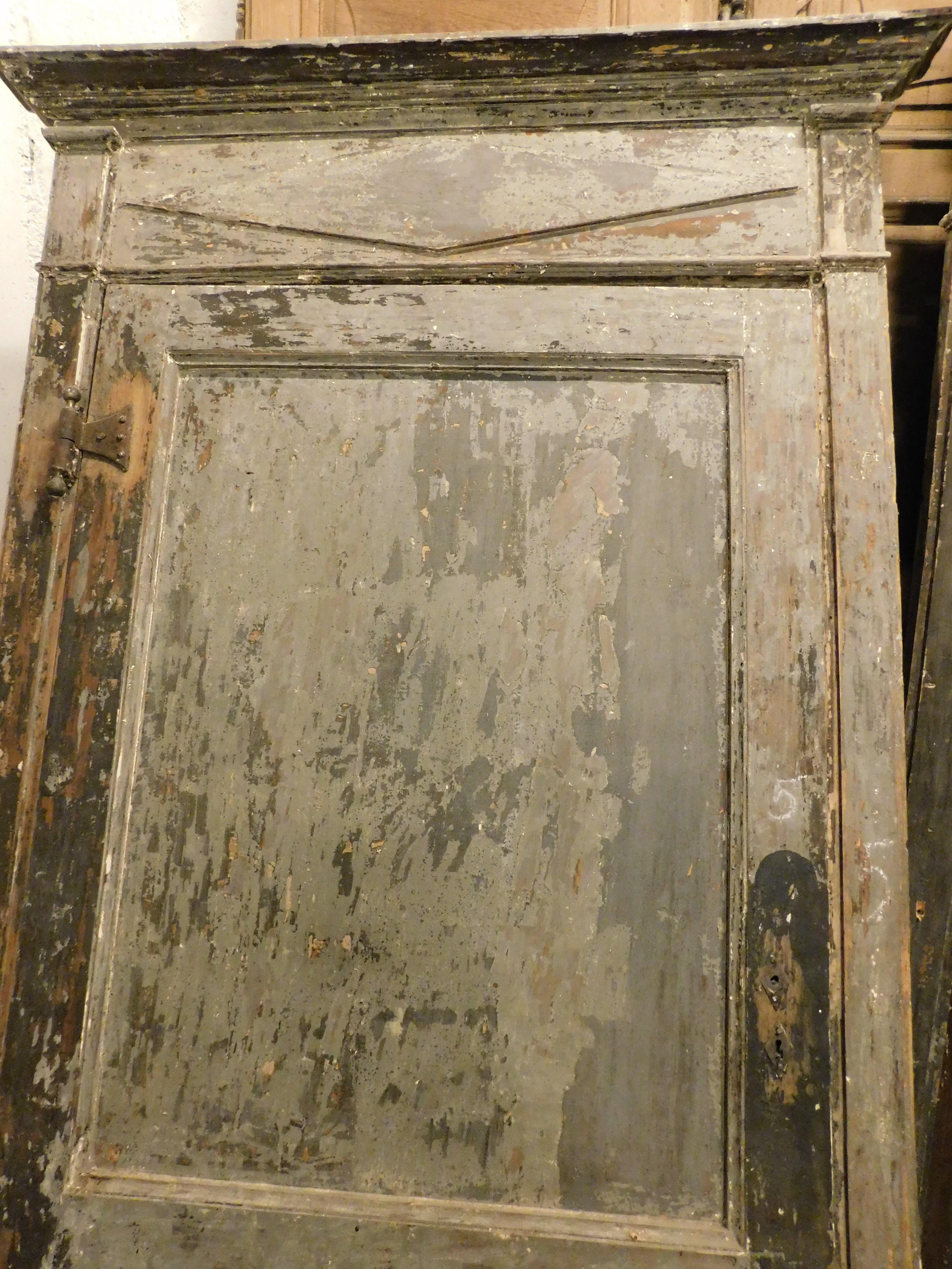 4 antique lacquered doors, first patina and original frame, Italy For Sale 4