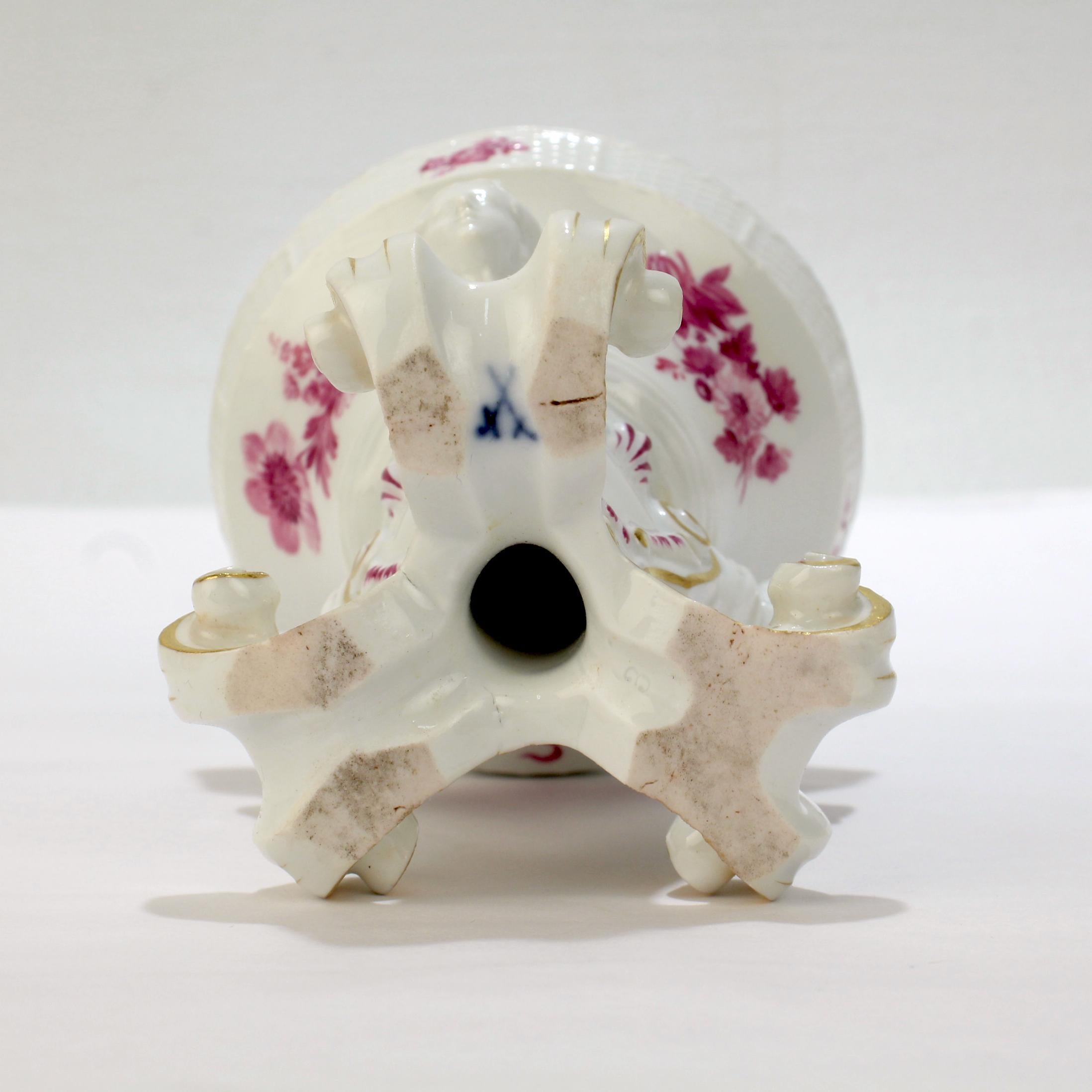 4 Antique Meissen Porcelain Footed Frauenkopf Salt Cellars with Puce Flowers For Sale 9