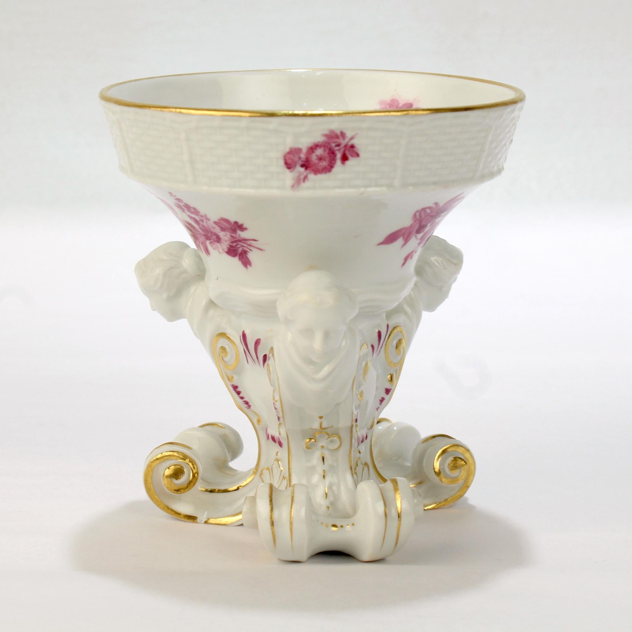 4 Antique Meissen Porcelain Footed Frauenkopf Salt Cellars with Puce Flowers For Sale 3
