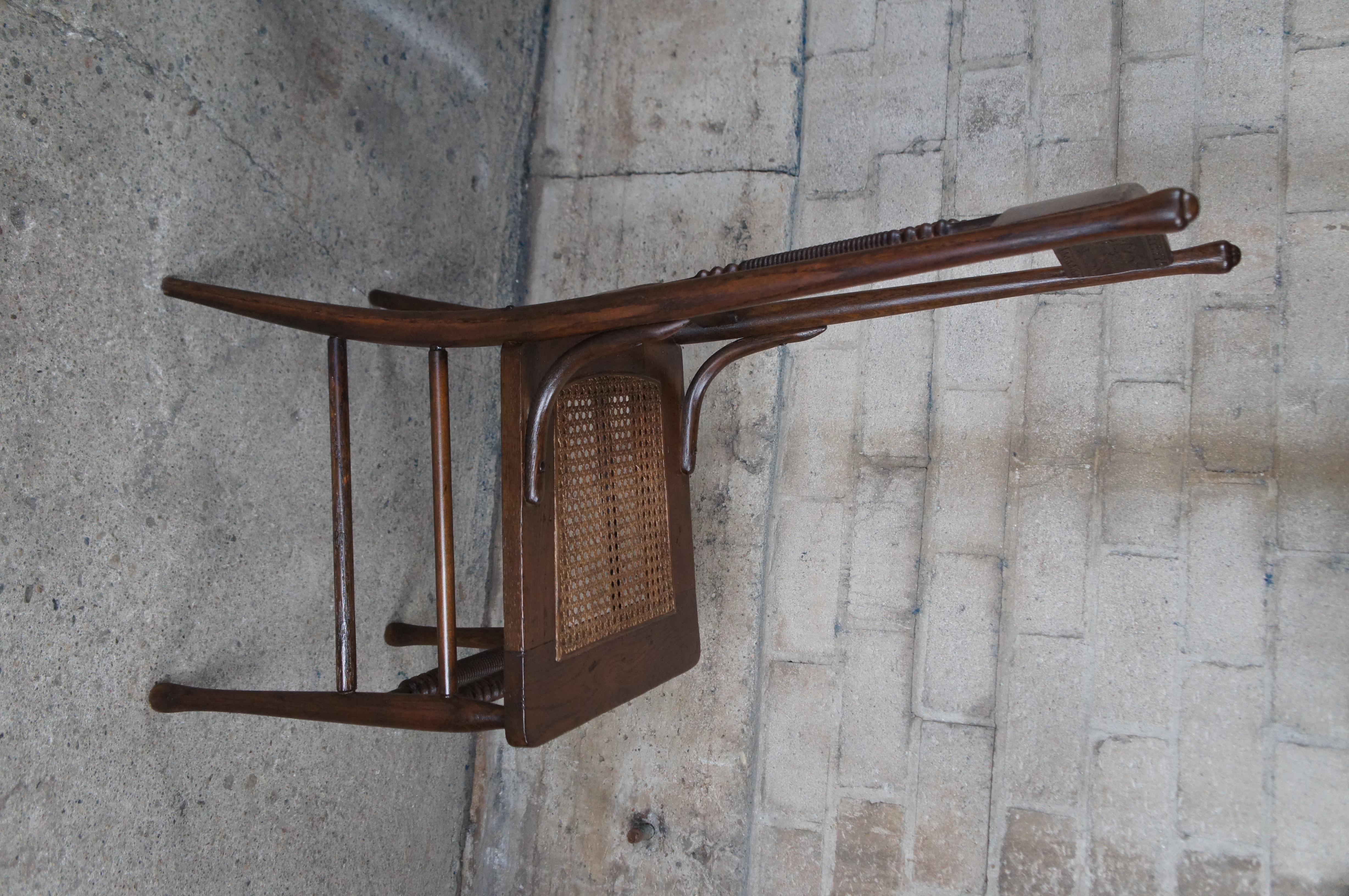 4 Antike Eiche Presse zurück geschnitzt Esszimmerstühle Cane Seat Spindled im Angebot 5