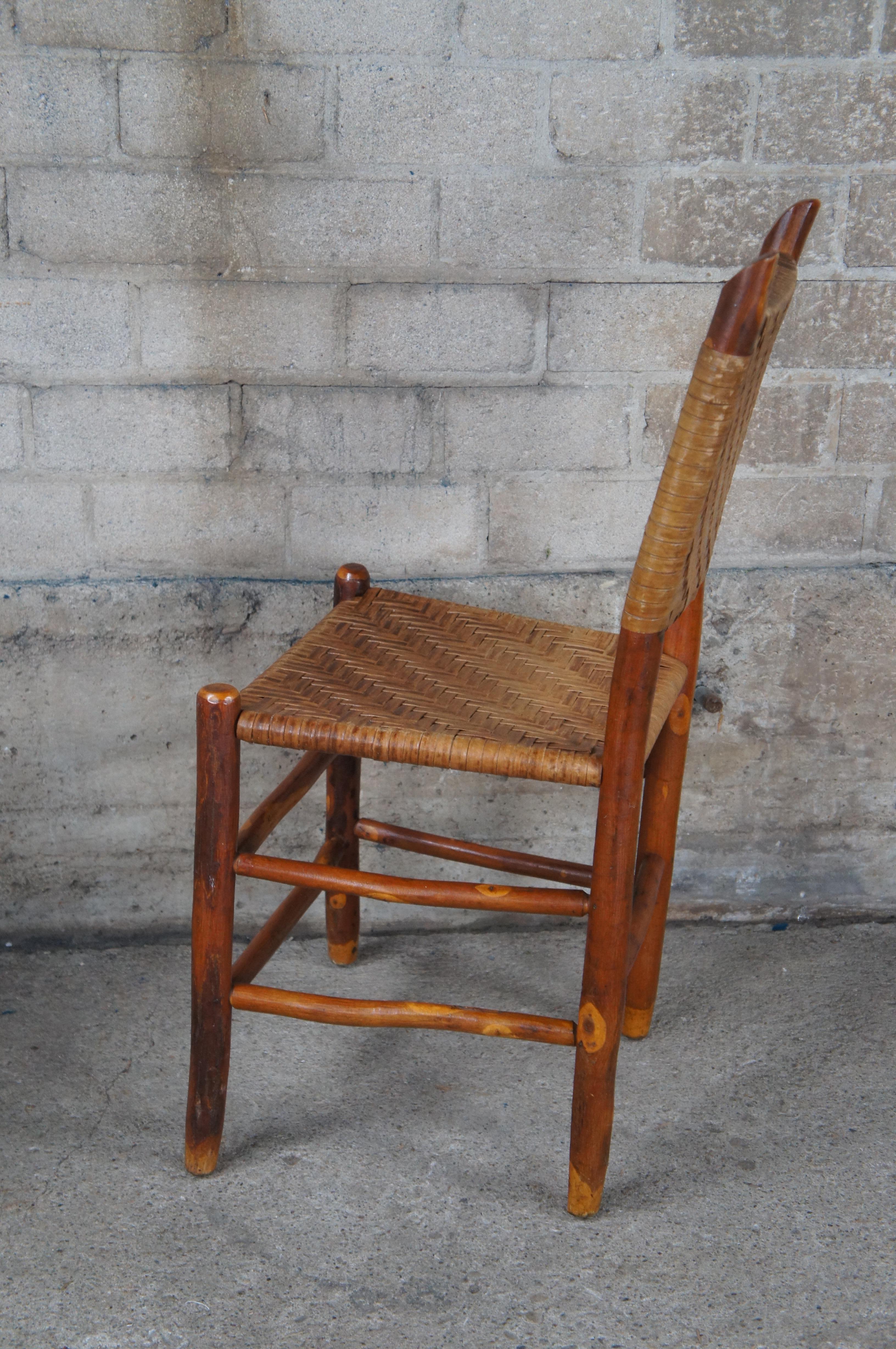 4 Antique Rustic Hickory Rattan Adirondak Lodge Farmhouse Dining Chairs In Good Condition In Dayton, OH