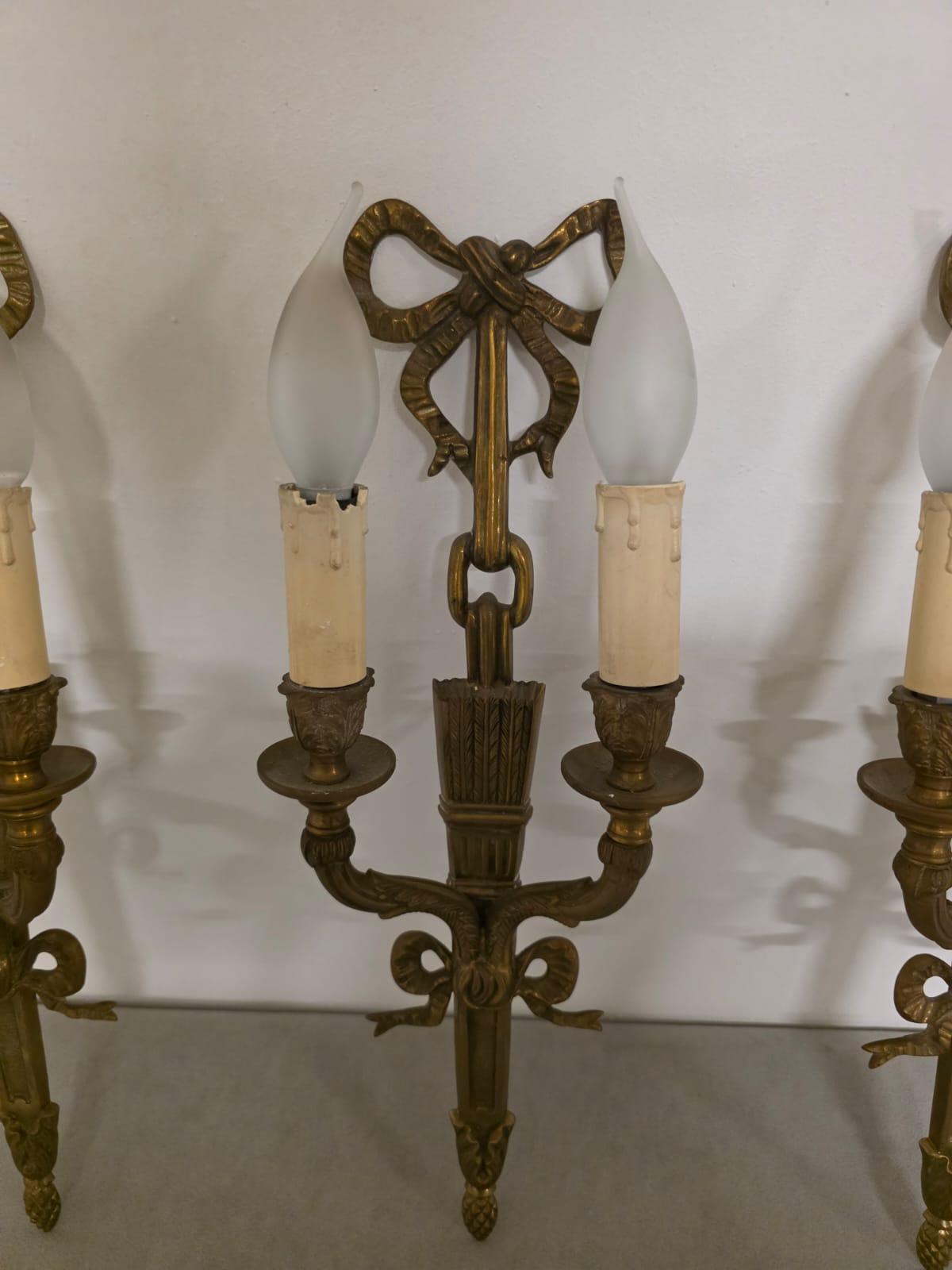 4 applique in bronzo dorato stile Luigi XVI in vendita 1